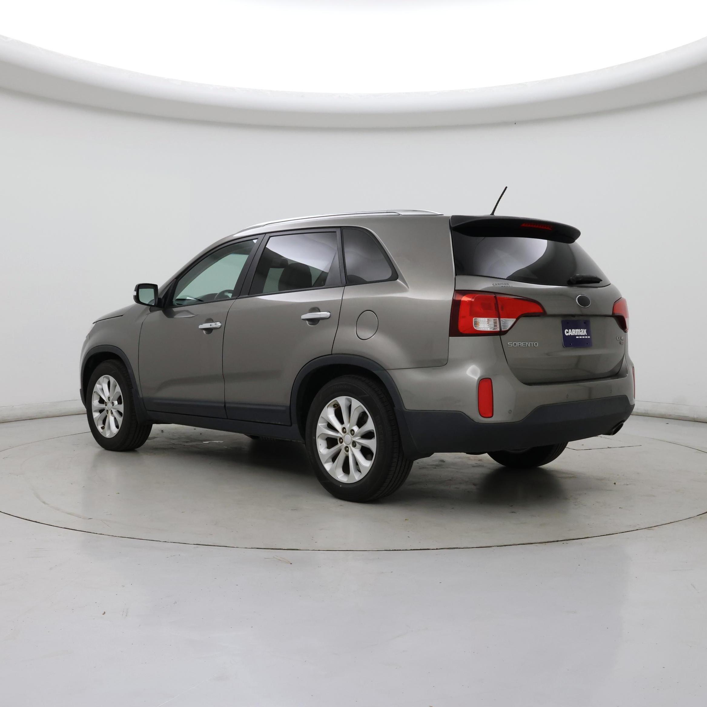 Thumbnail: 2014 Kia Sorento - 2