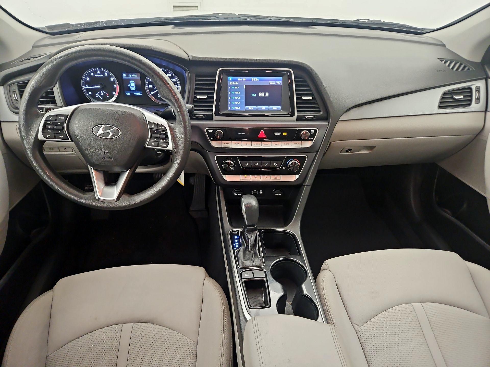 Thumbnail: 2019 Hyundai Sonata - 9