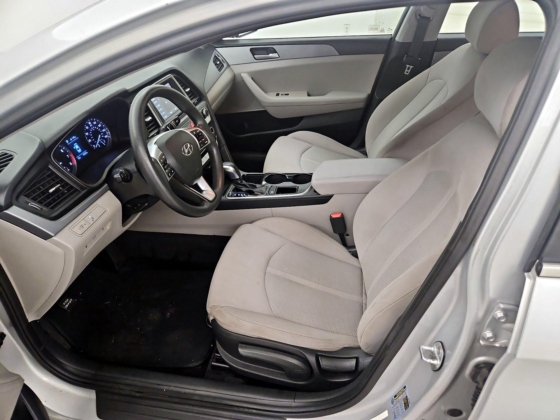 Thumbnail: 2019 Hyundai Sonata - 11