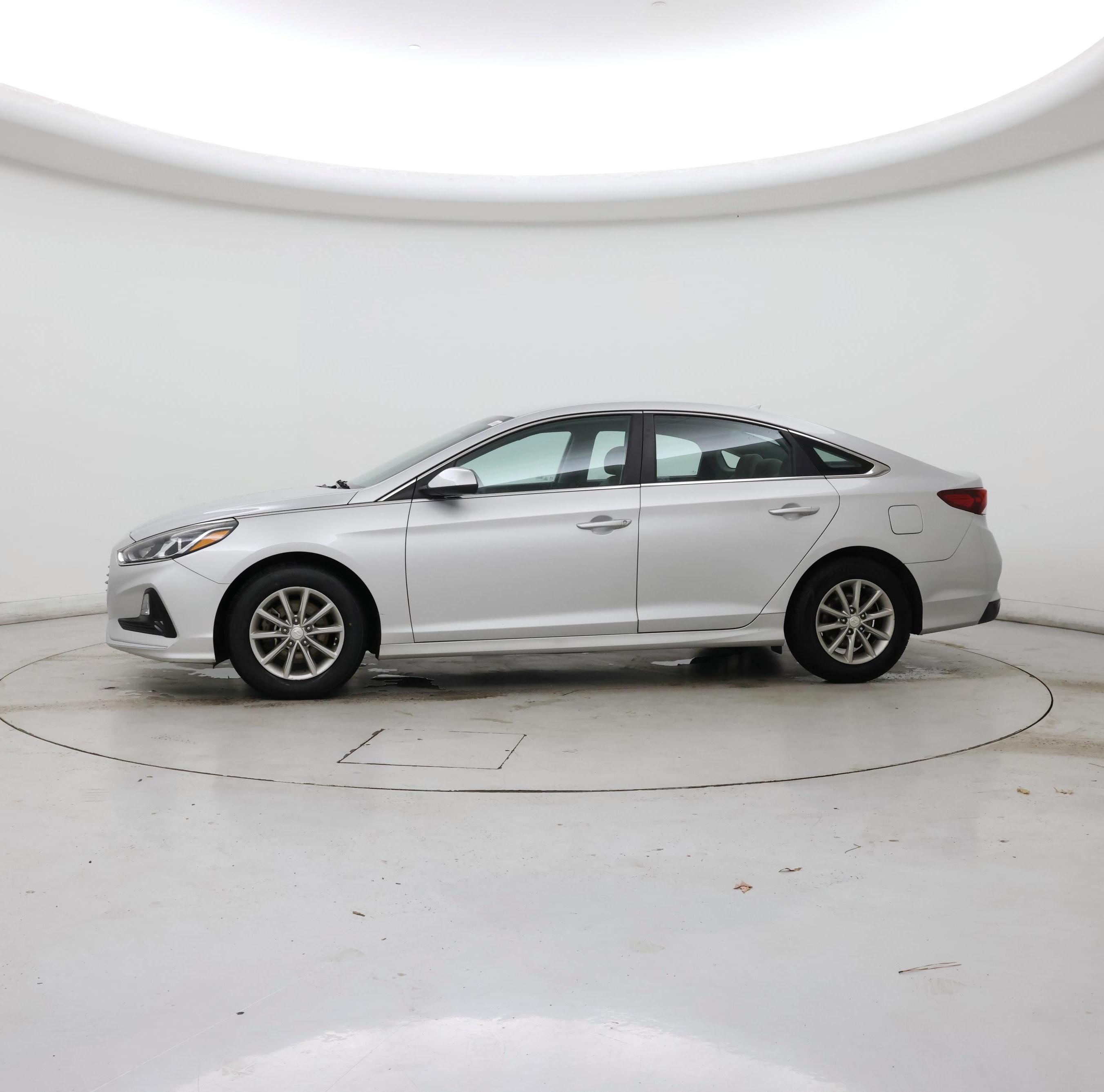 Thumbnail: 2019 Hyundai Sonata - 3