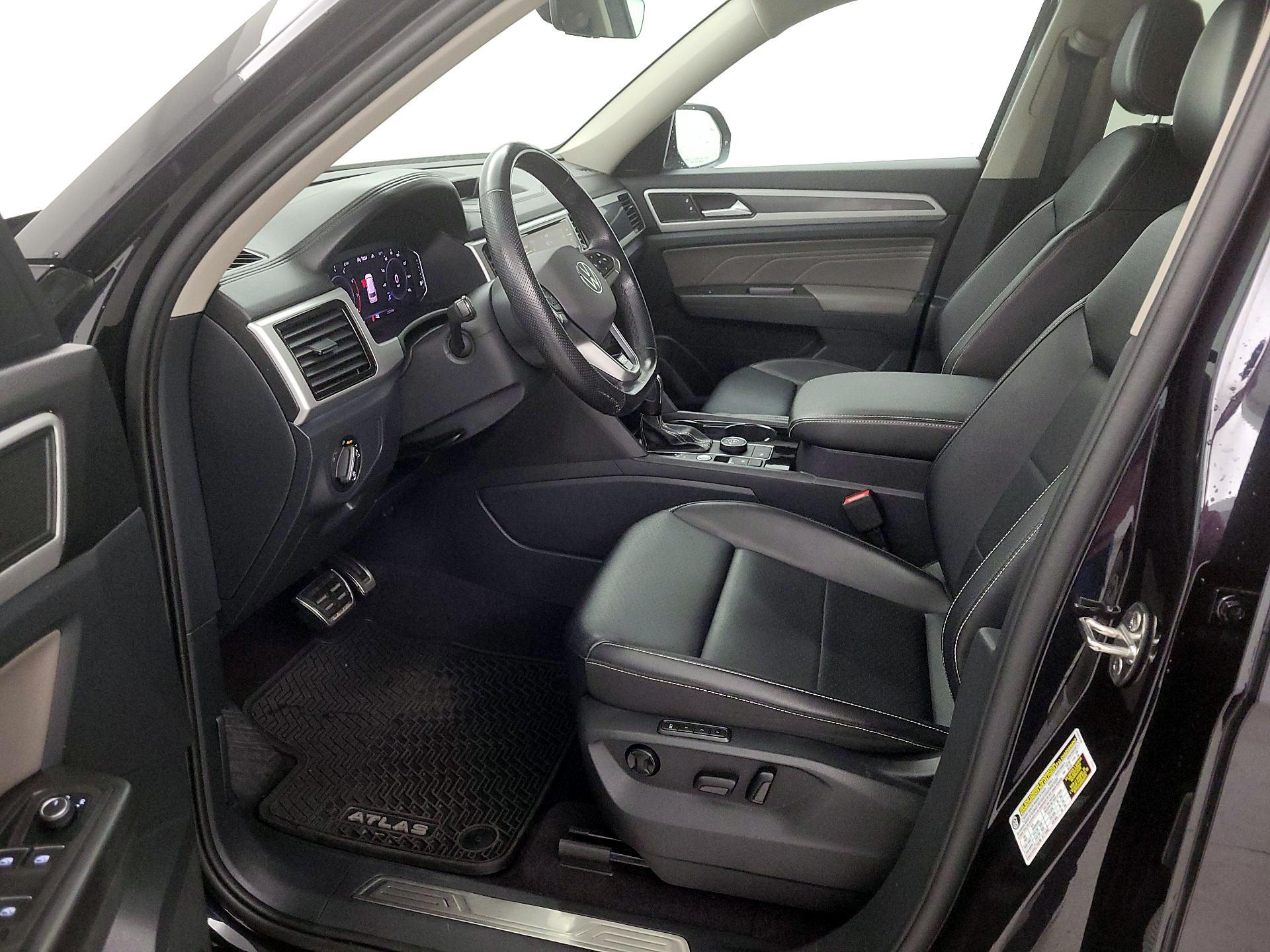 Thumbnail: 2022 Volkswagen Atlas - 11