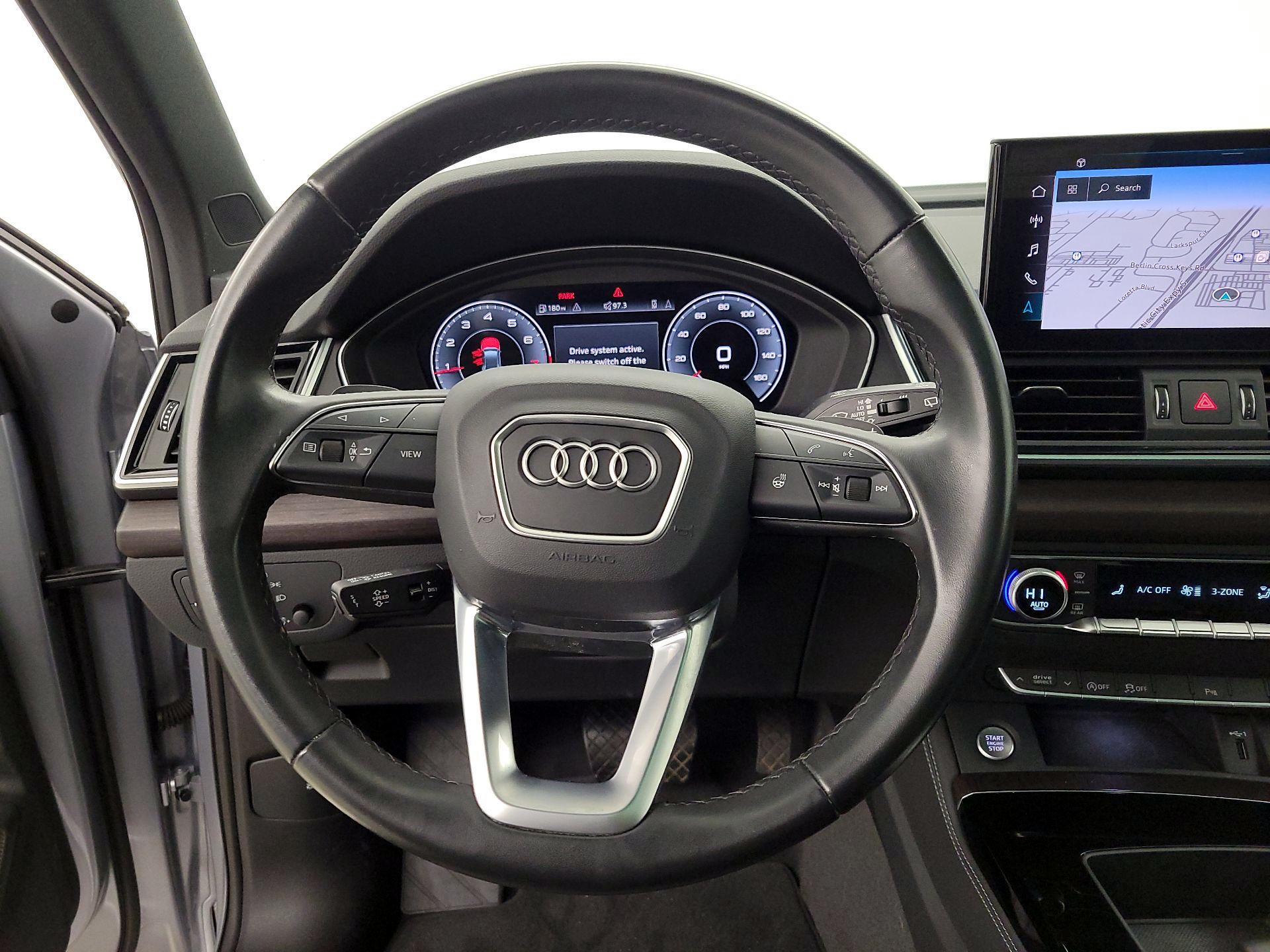 Thumbnail: 2023 Audi Q5 - 10