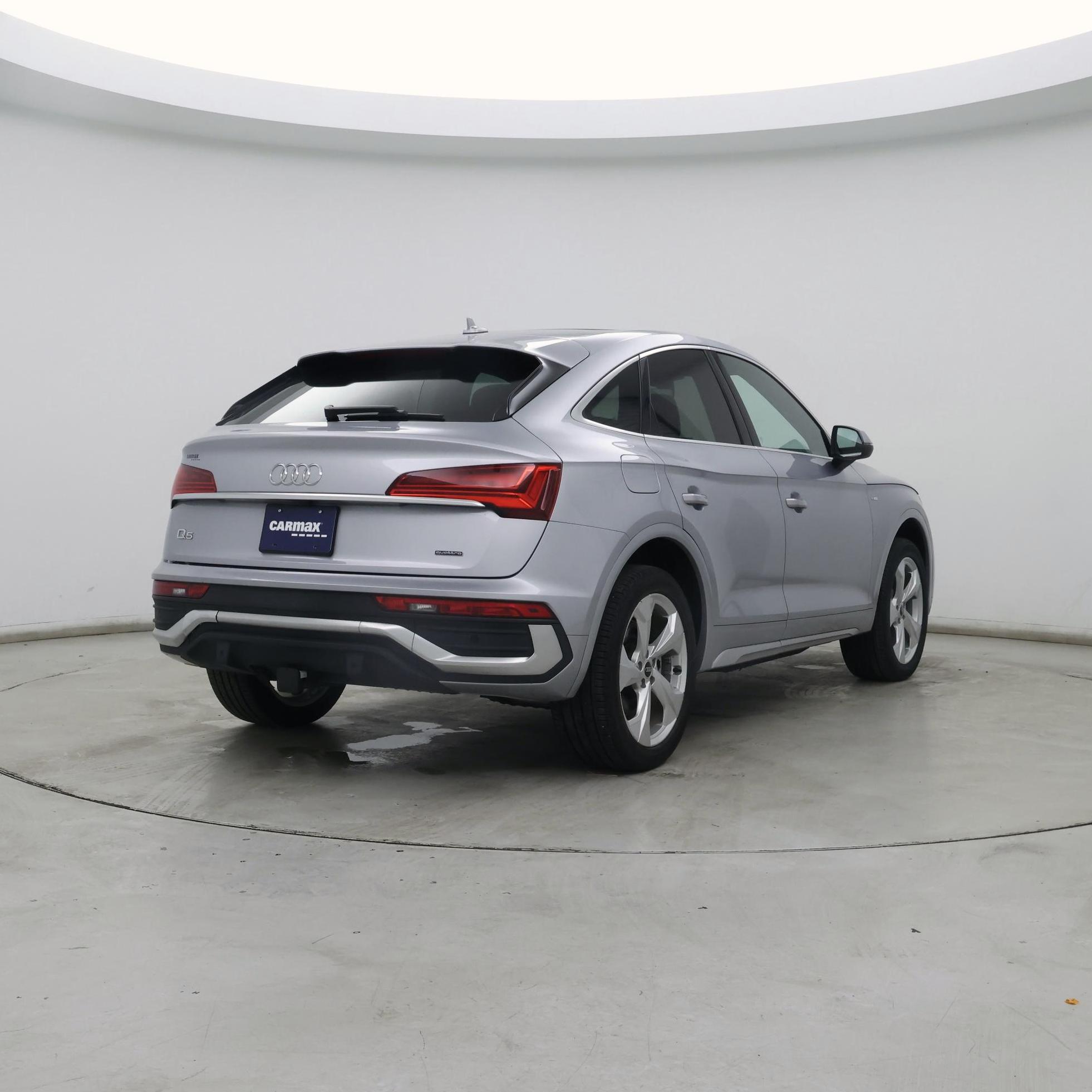 Thumbnail: 2023 Audi Q5 - 8