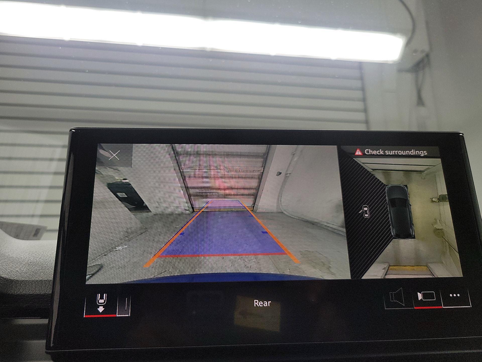 Thumbnail: 2022 Audi Q5 - 15