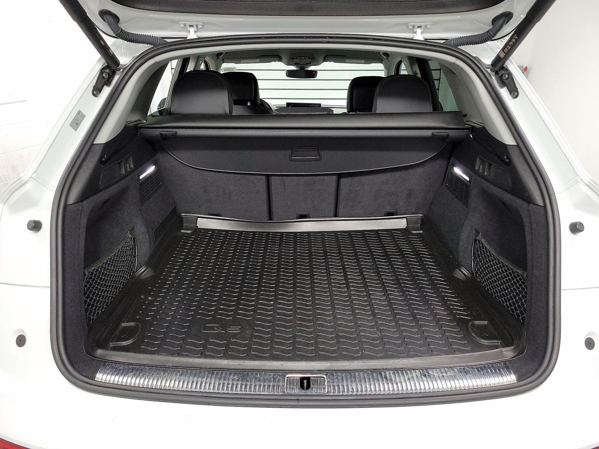 Thumbnail: 2022 Audi Q5 - 19