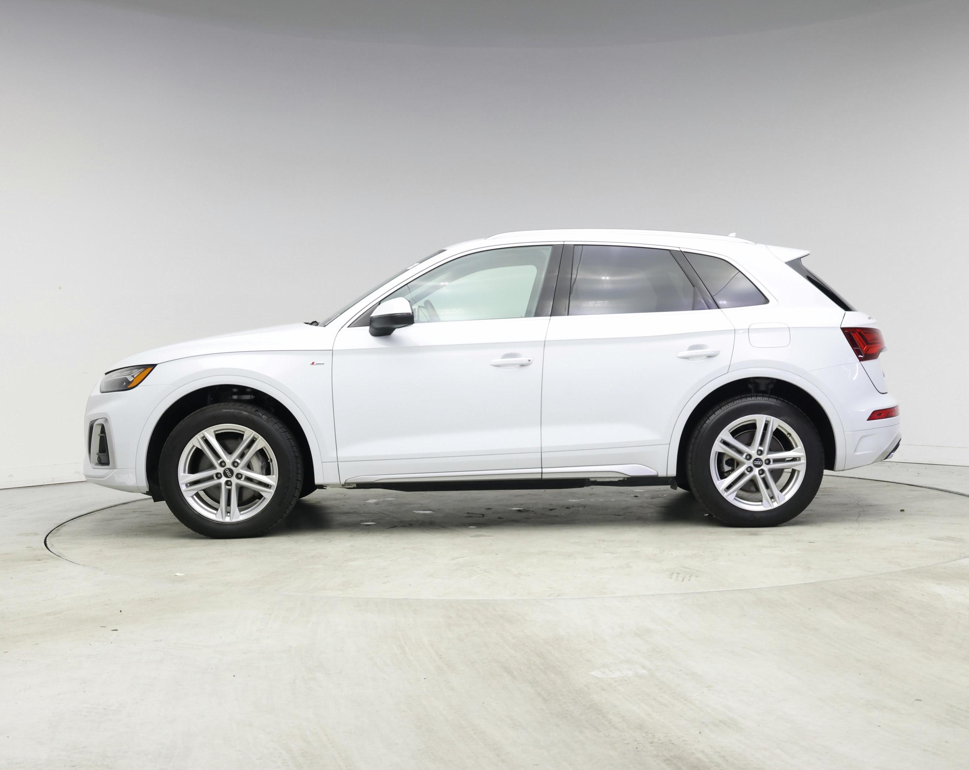 Thumbnail: 2022 Audi Q5 - 3