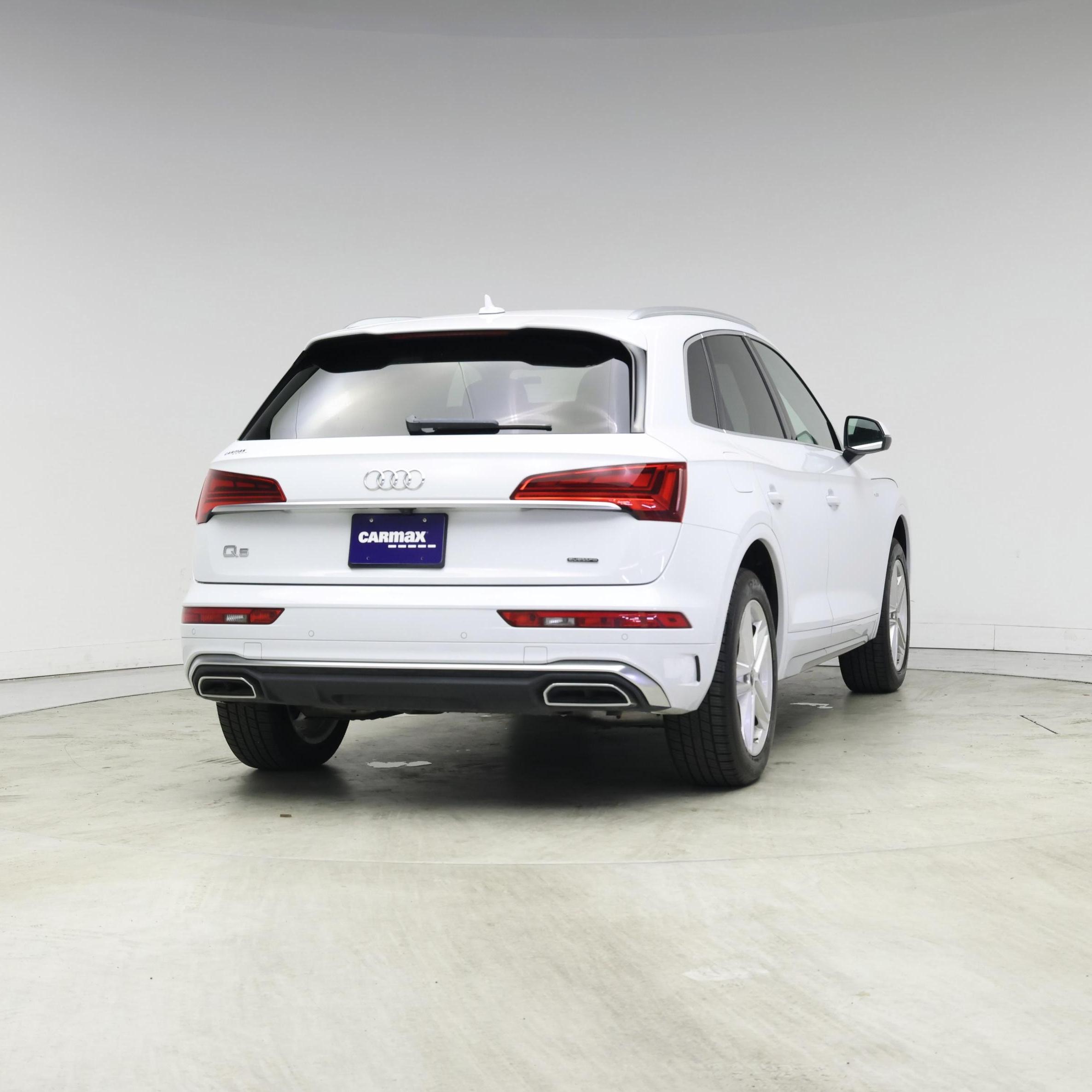 Thumbnail: 2022 Audi Q5 - 8