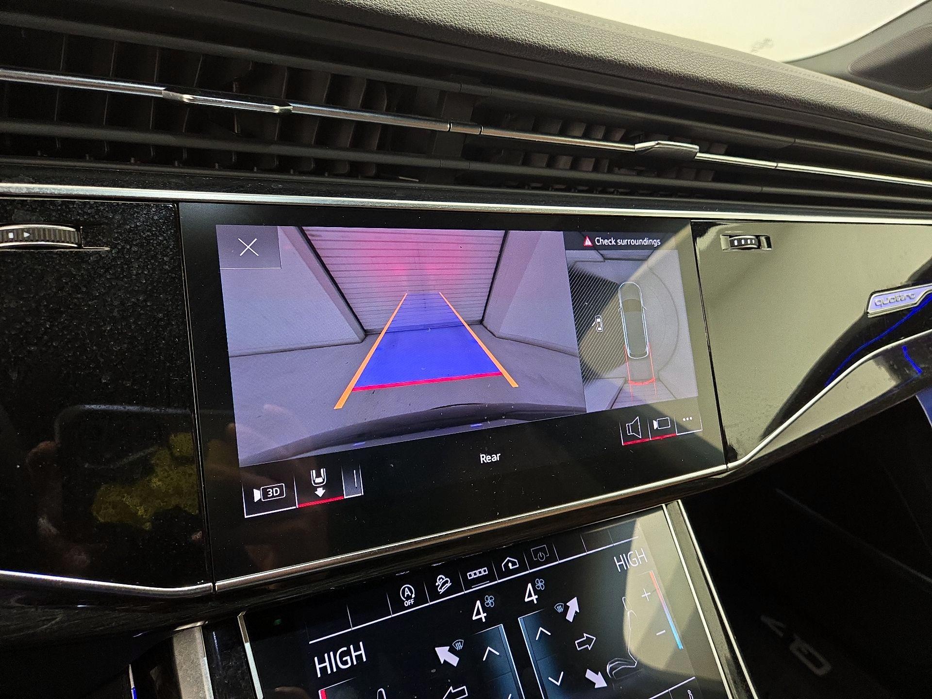 Thumbnail: 2023 Audi Q7 - 14