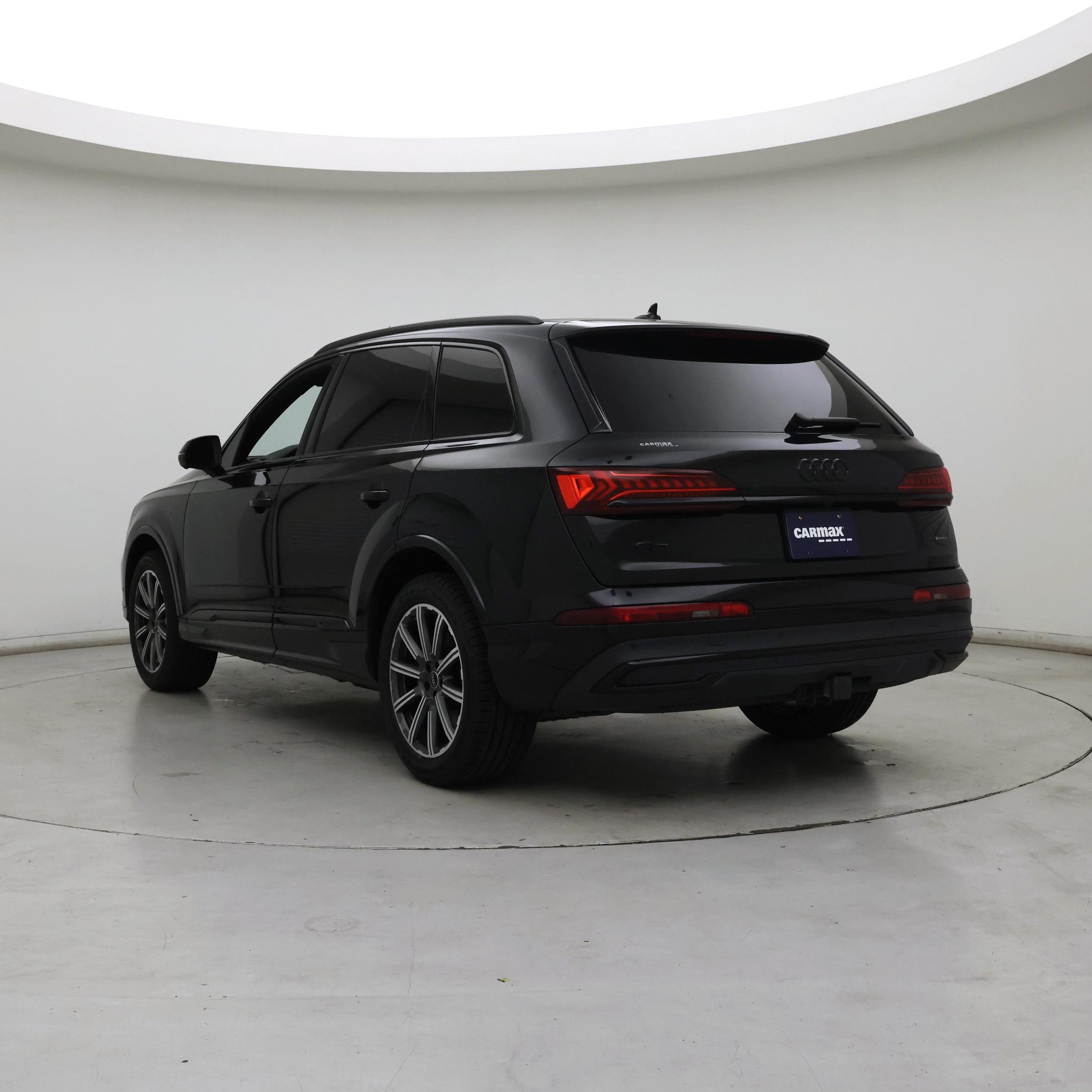 Thumbnail: 2023 Audi Q7 - 2