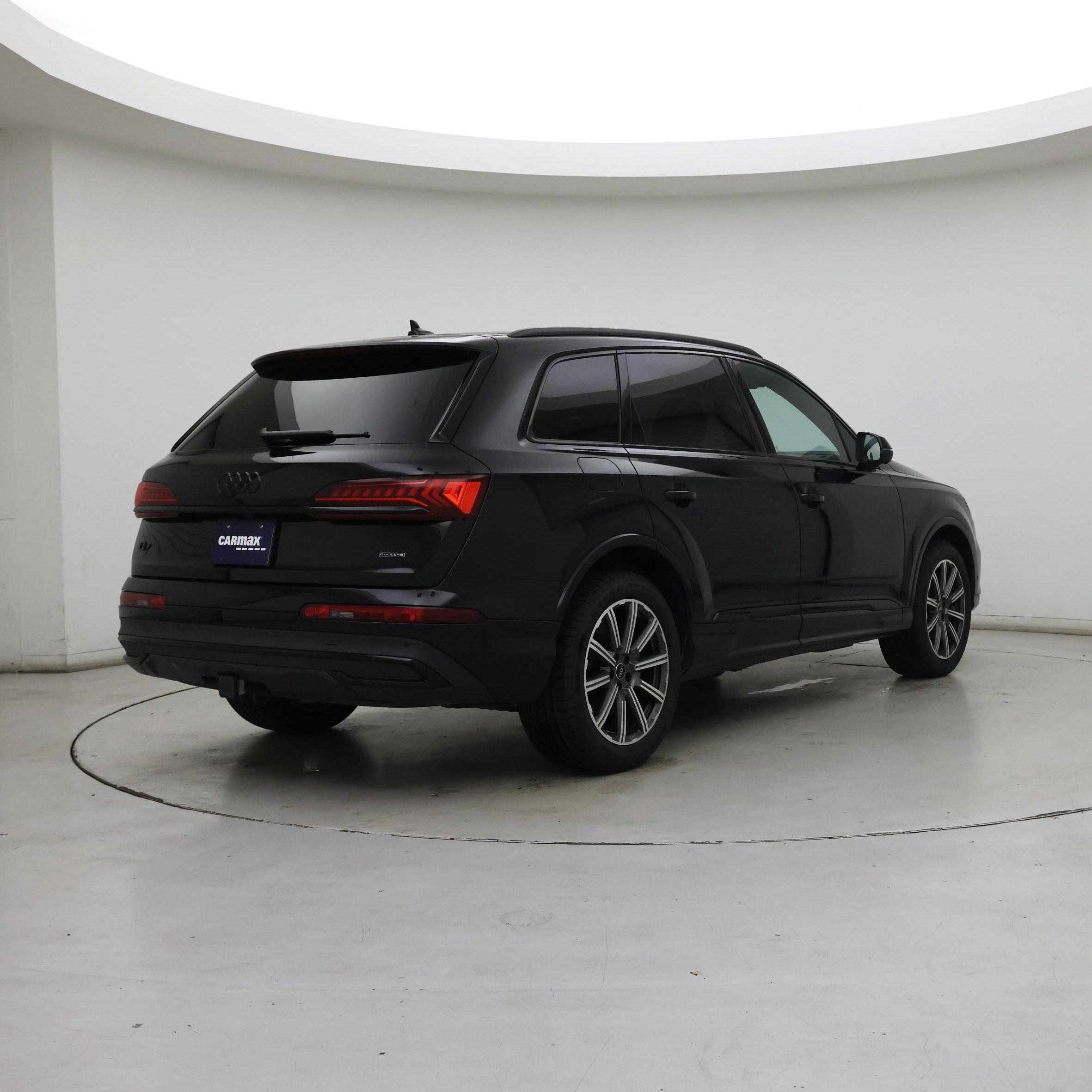 Thumbnail: 2023 Audi Q7 - 8