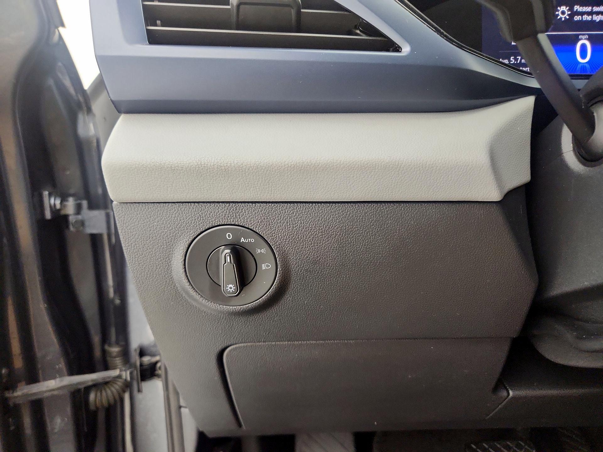 Thumbnail: 2023 Volkswagen Taos - 13