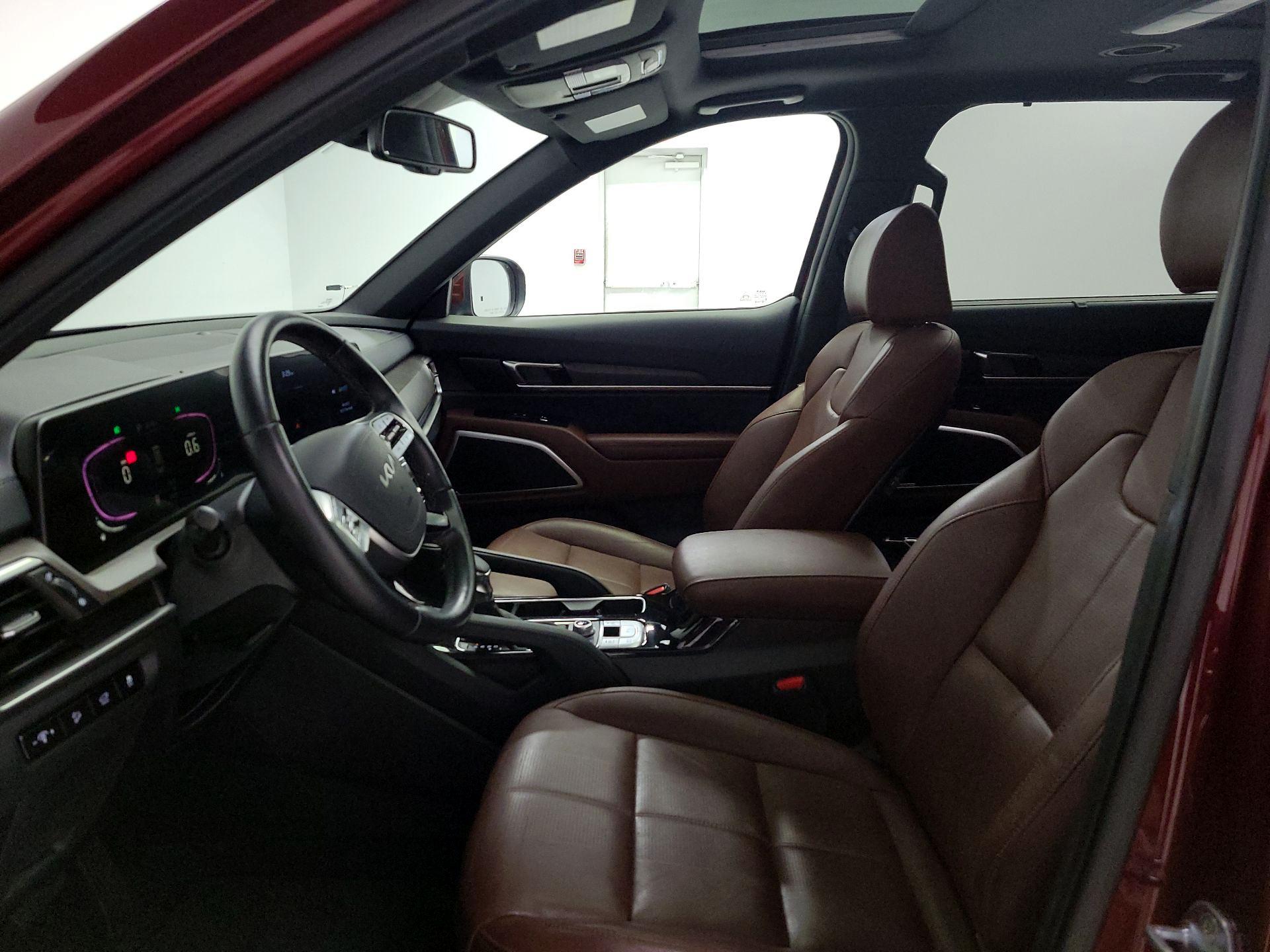 Thumbnail: 2023 Kia Telluride - 11