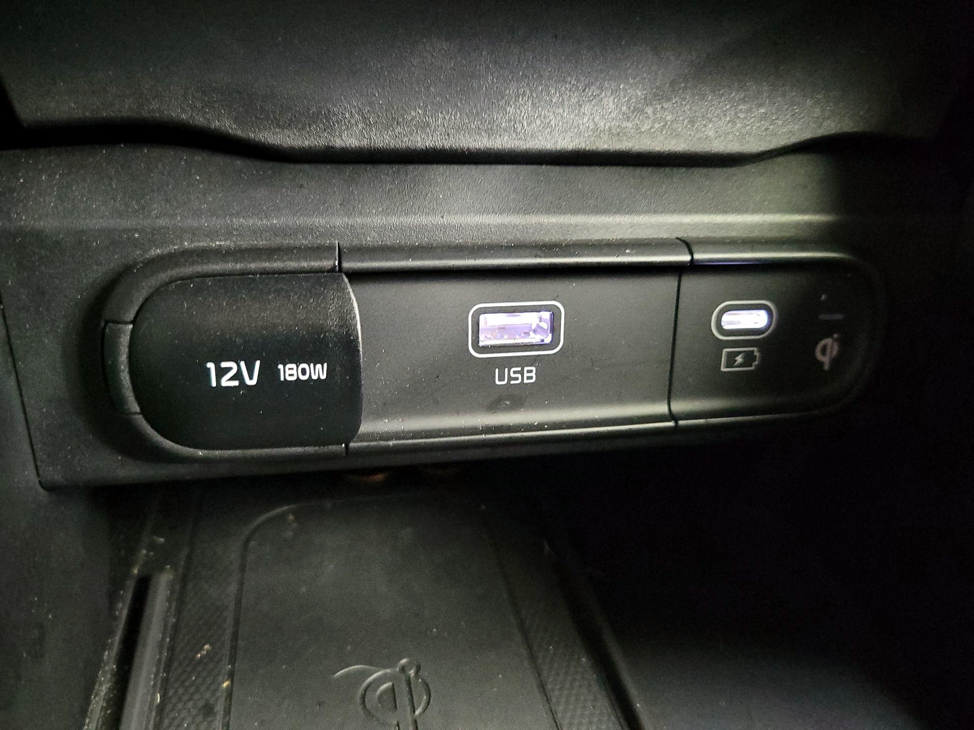 Thumbnail: 2023 Kia Telluride - 19