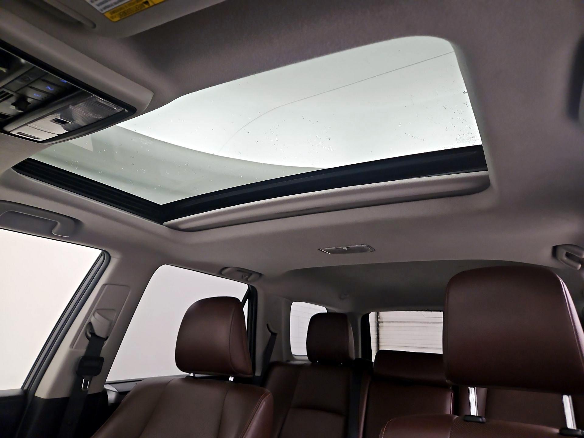 Thumbnail: 2018 Toyota 4Runner - 19