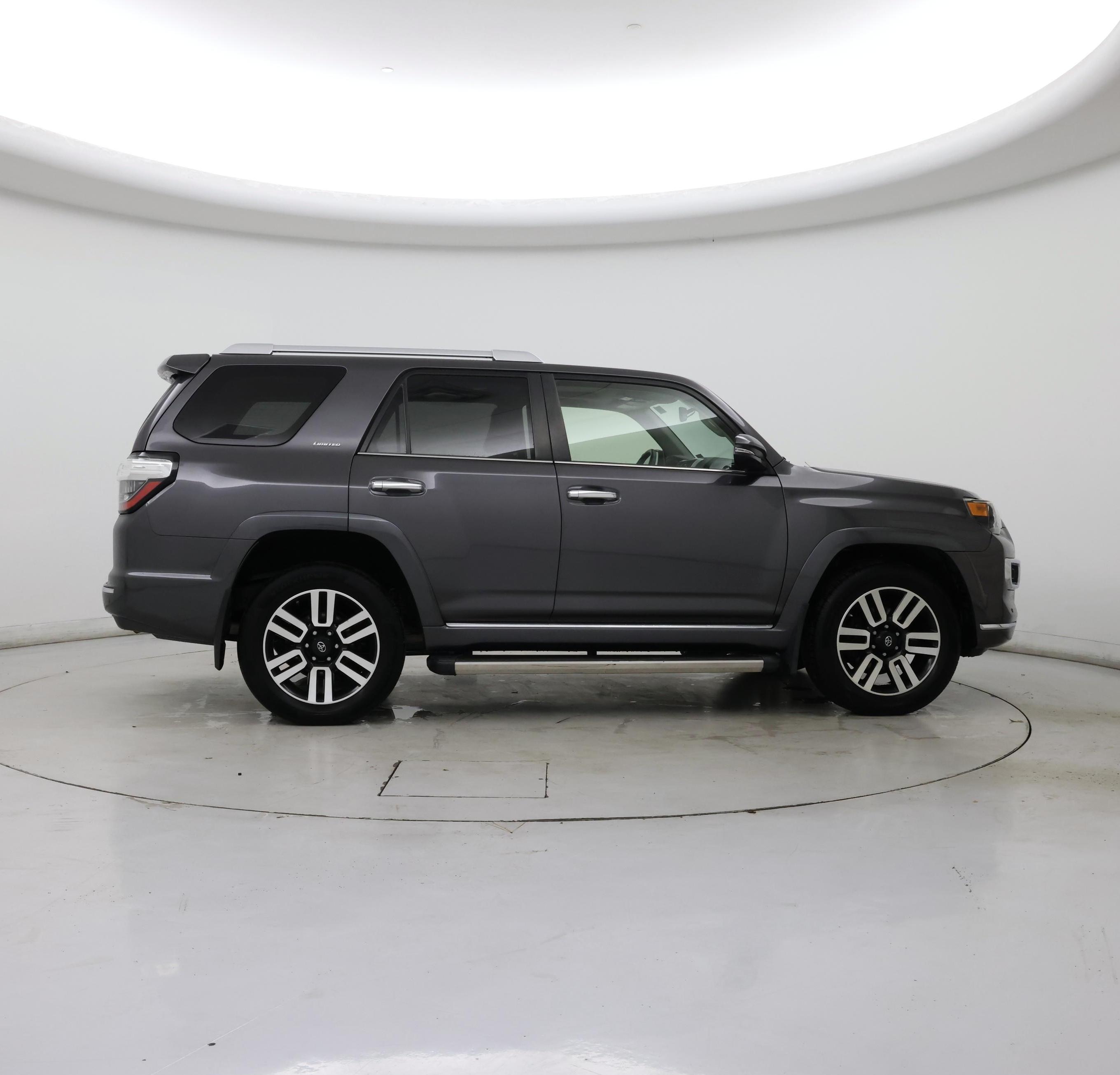 Thumbnail: 2018 Toyota 4Runner - 7