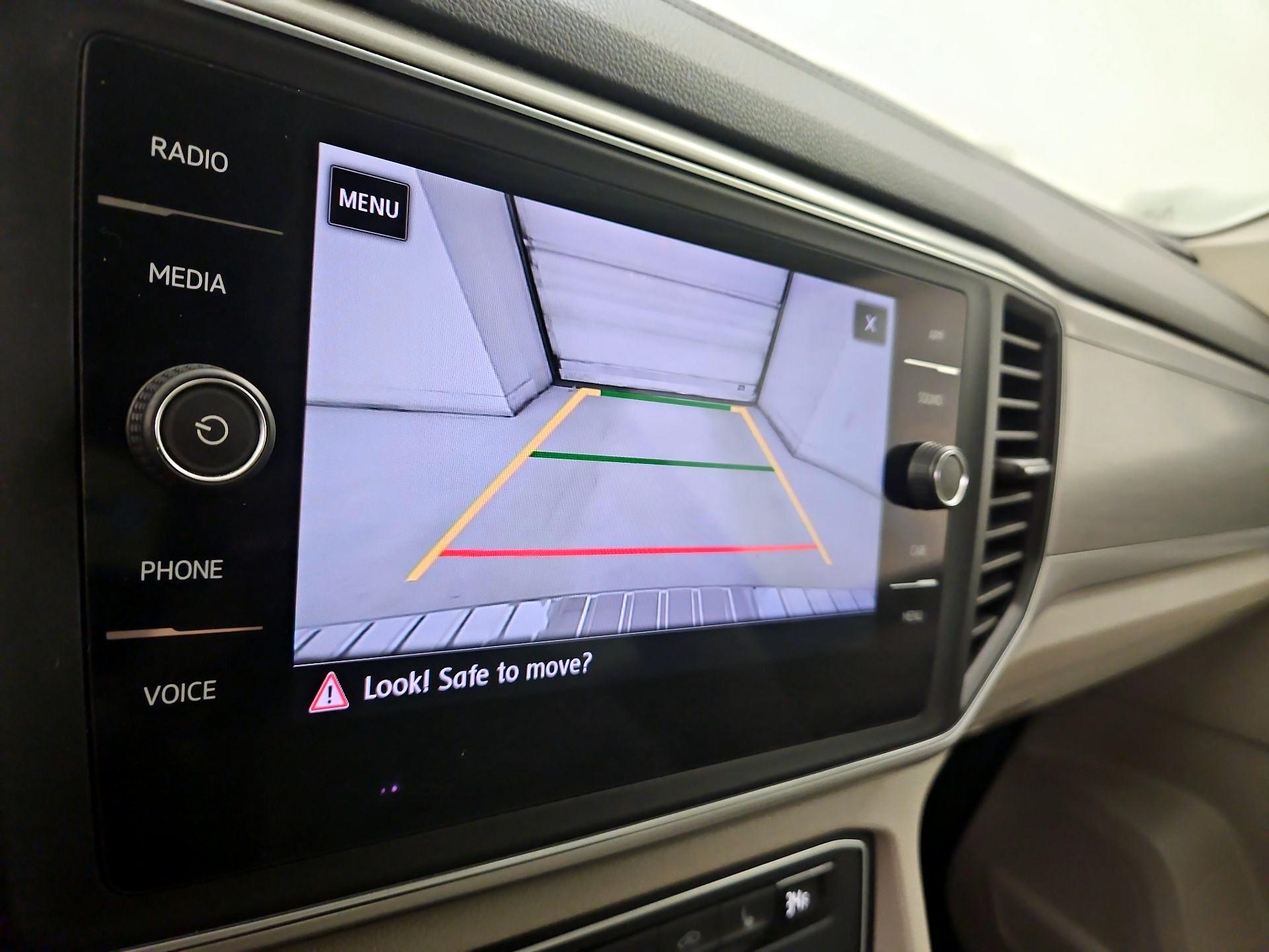 Thumbnail: 2019 Volkswagen Atlas - 14