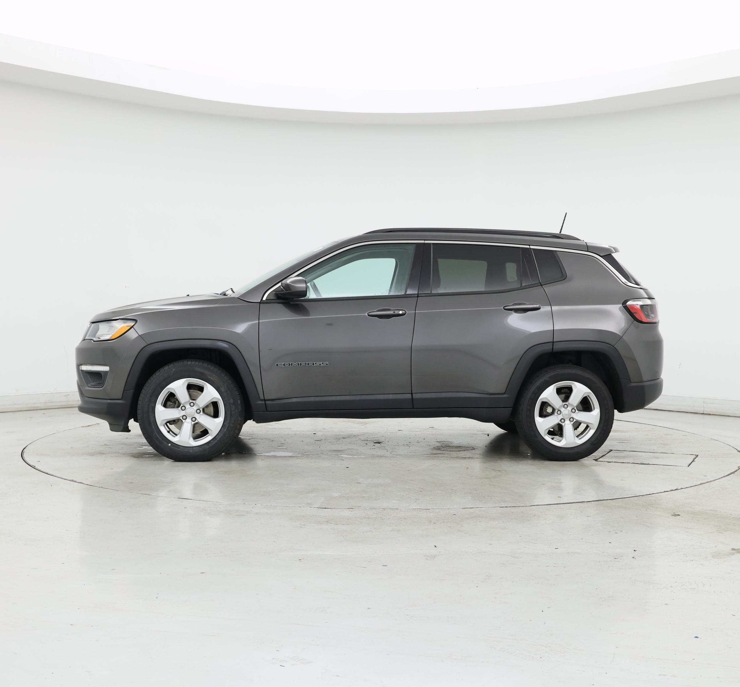 Thumbnail: 2021 Jeep Compass - 3
