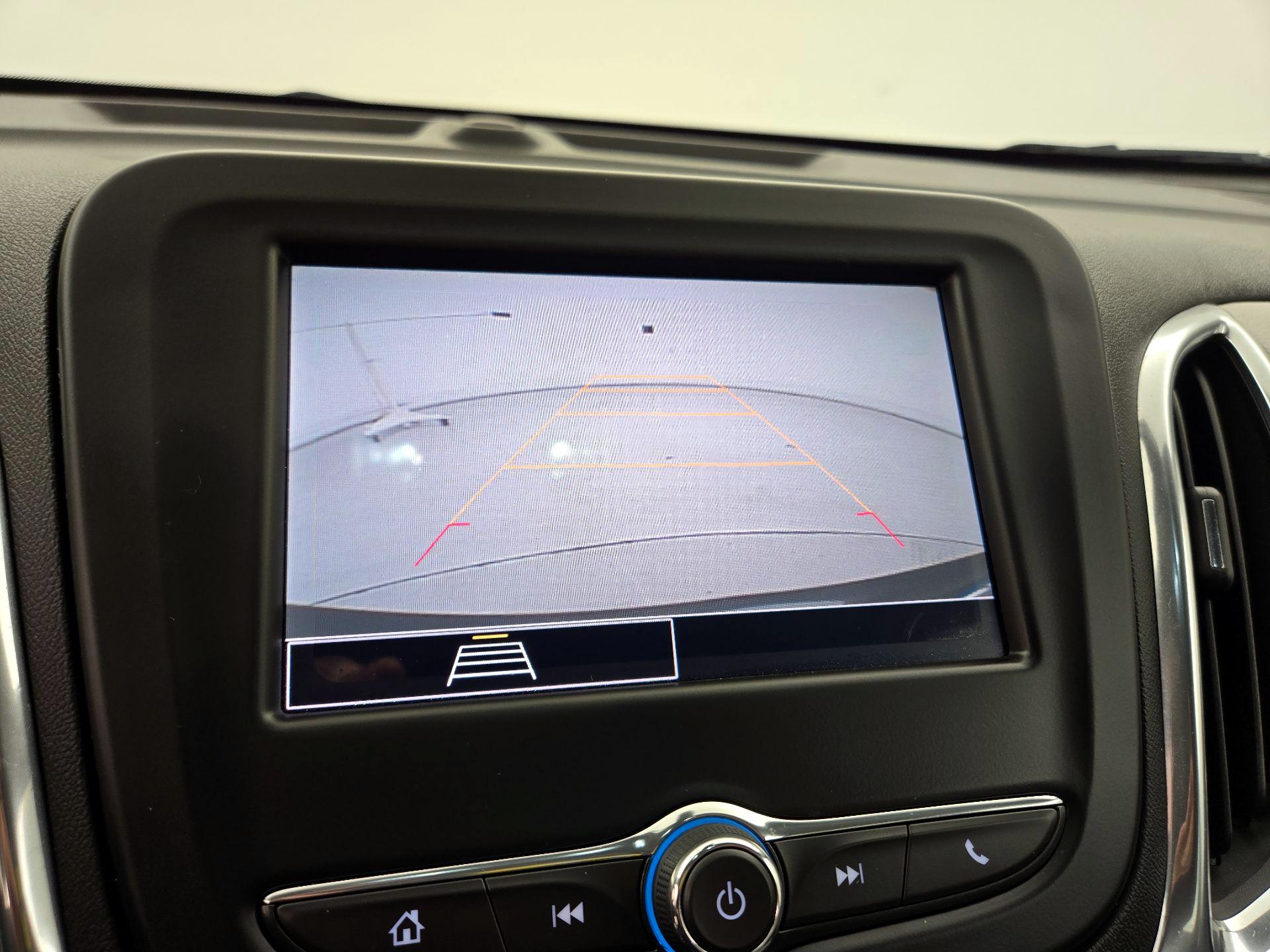 Thumbnail: 2022 Chevrolet Equinox - 14