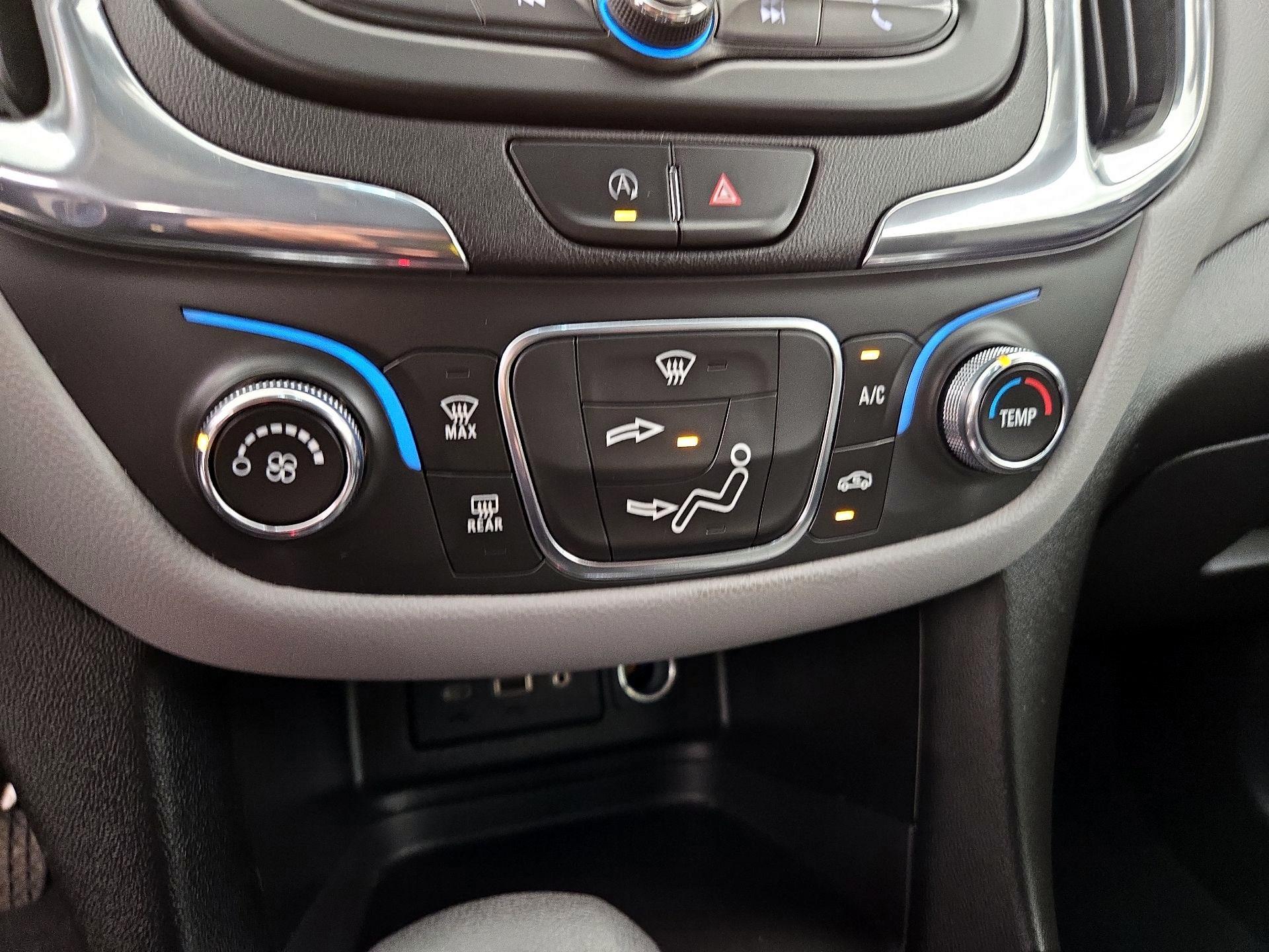 Thumbnail: 2022 Chevrolet Equinox - 16