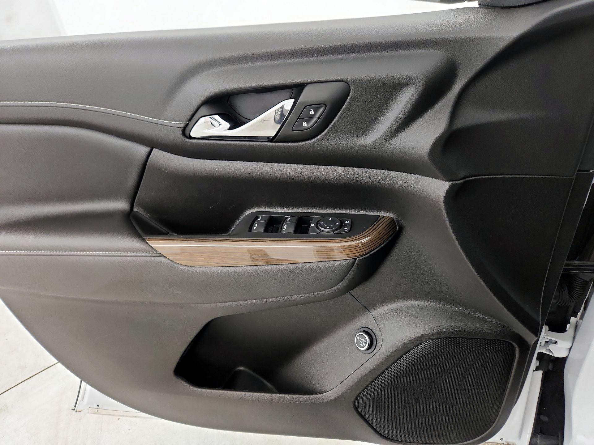 Thumbnail: 2023 GMC Acadia - 12