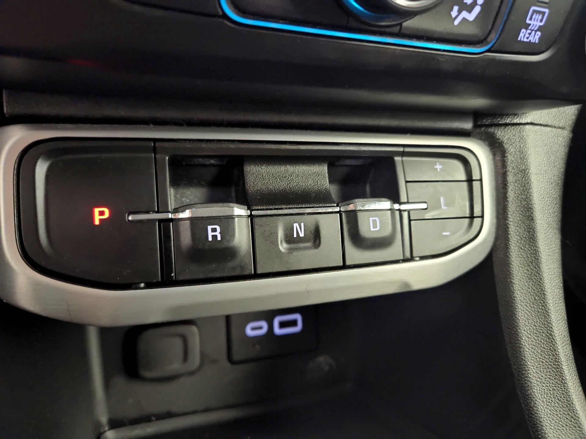 Thumbnail: 2023 GMC Acadia - 17