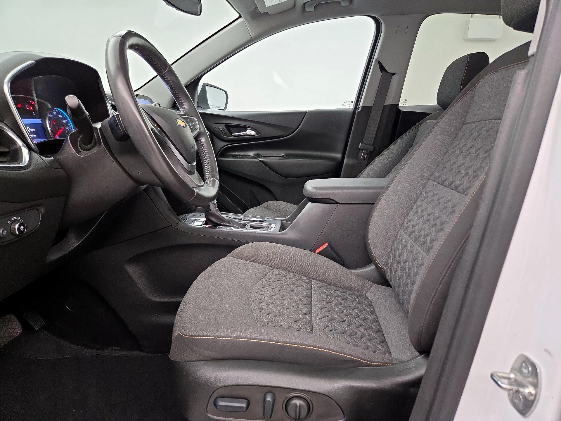 Thumbnail: 2022 Chevrolet Equinox - 11