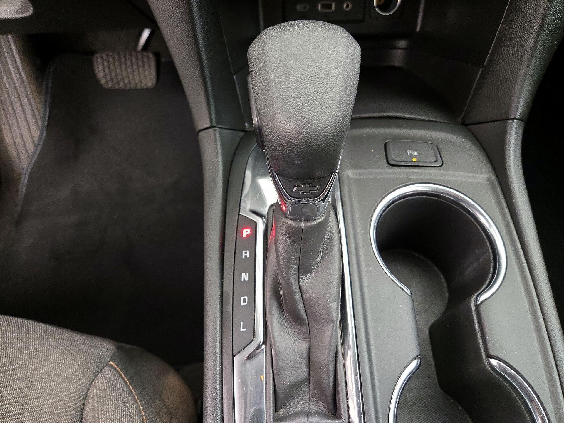 Thumbnail: 2022 Chevrolet Equinox - 18