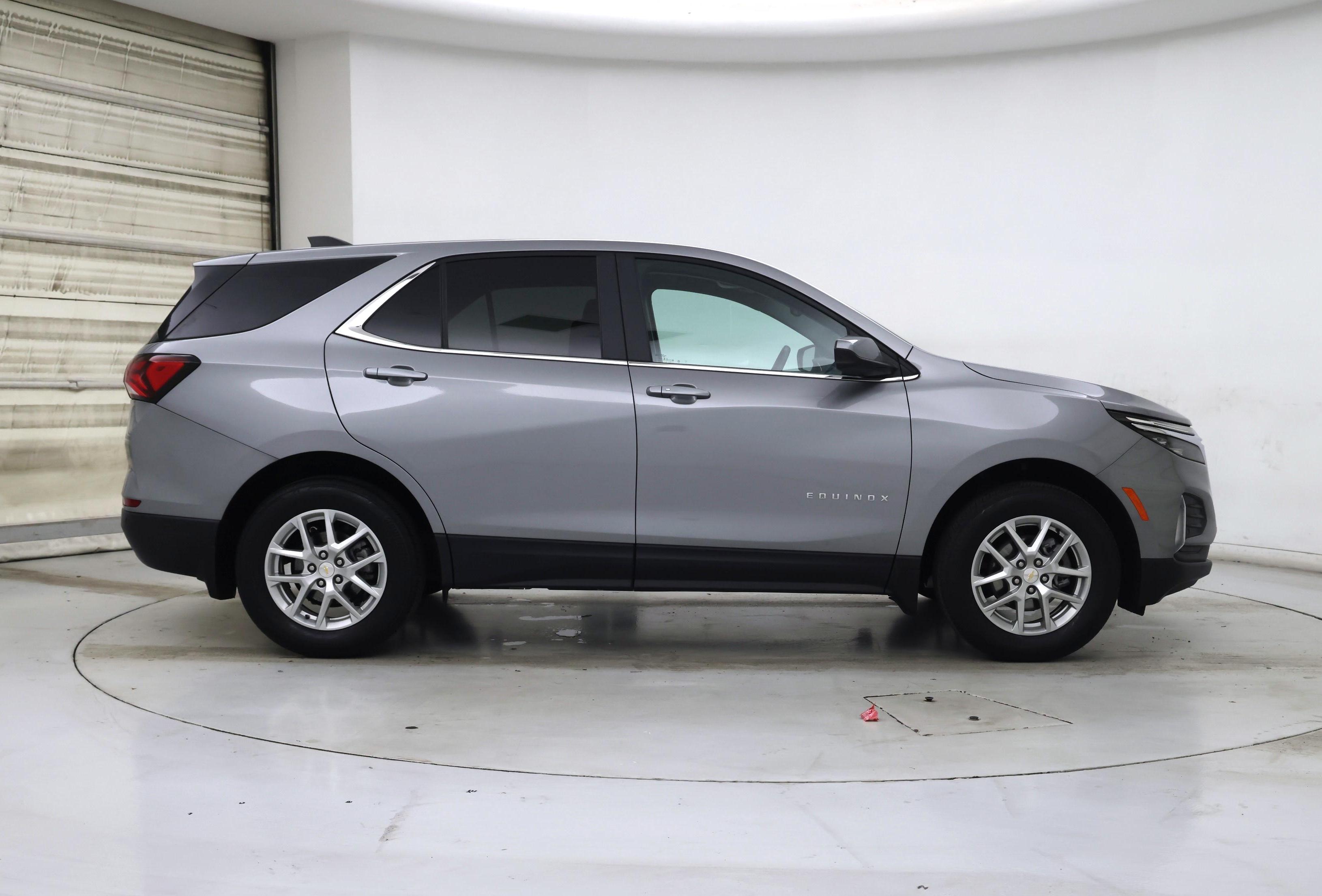 Thumbnail: 2023 Chevrolet Equinox - 7