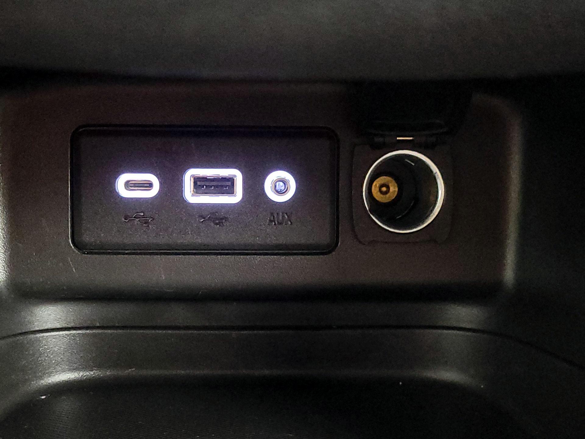 Thumbnail: 2022 Chevrolet Equinox - 18