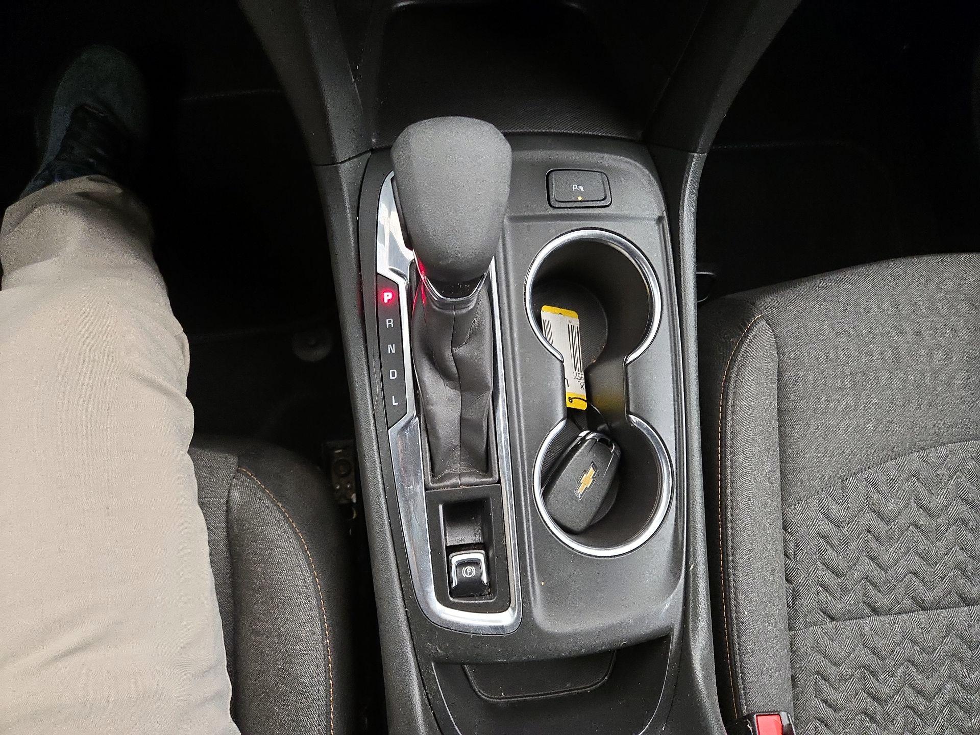 Thumbnail: 2022 Chevrolet Equinox - 17