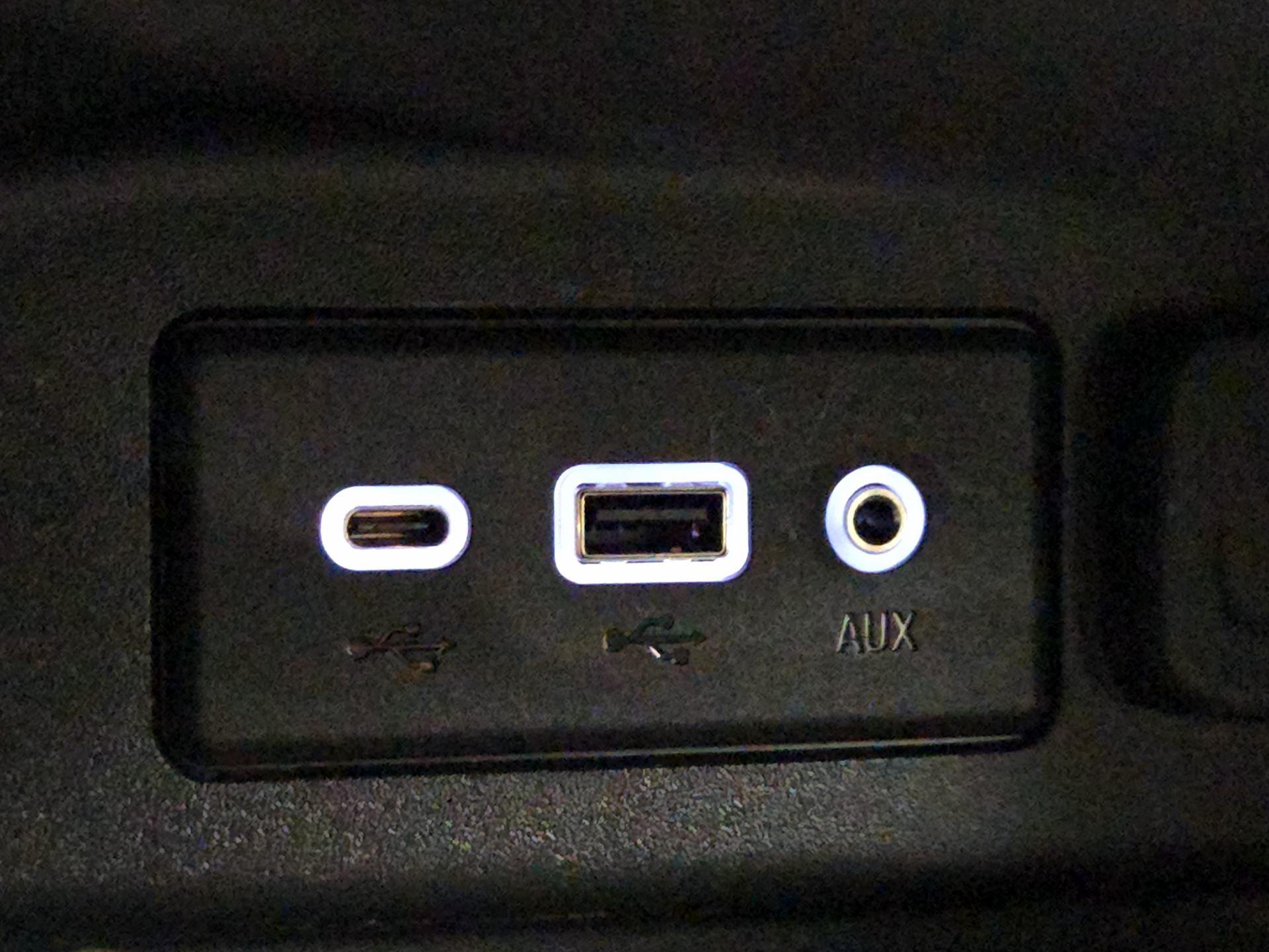 Thumbnail: 2022 Chevrolet Equinox - 18