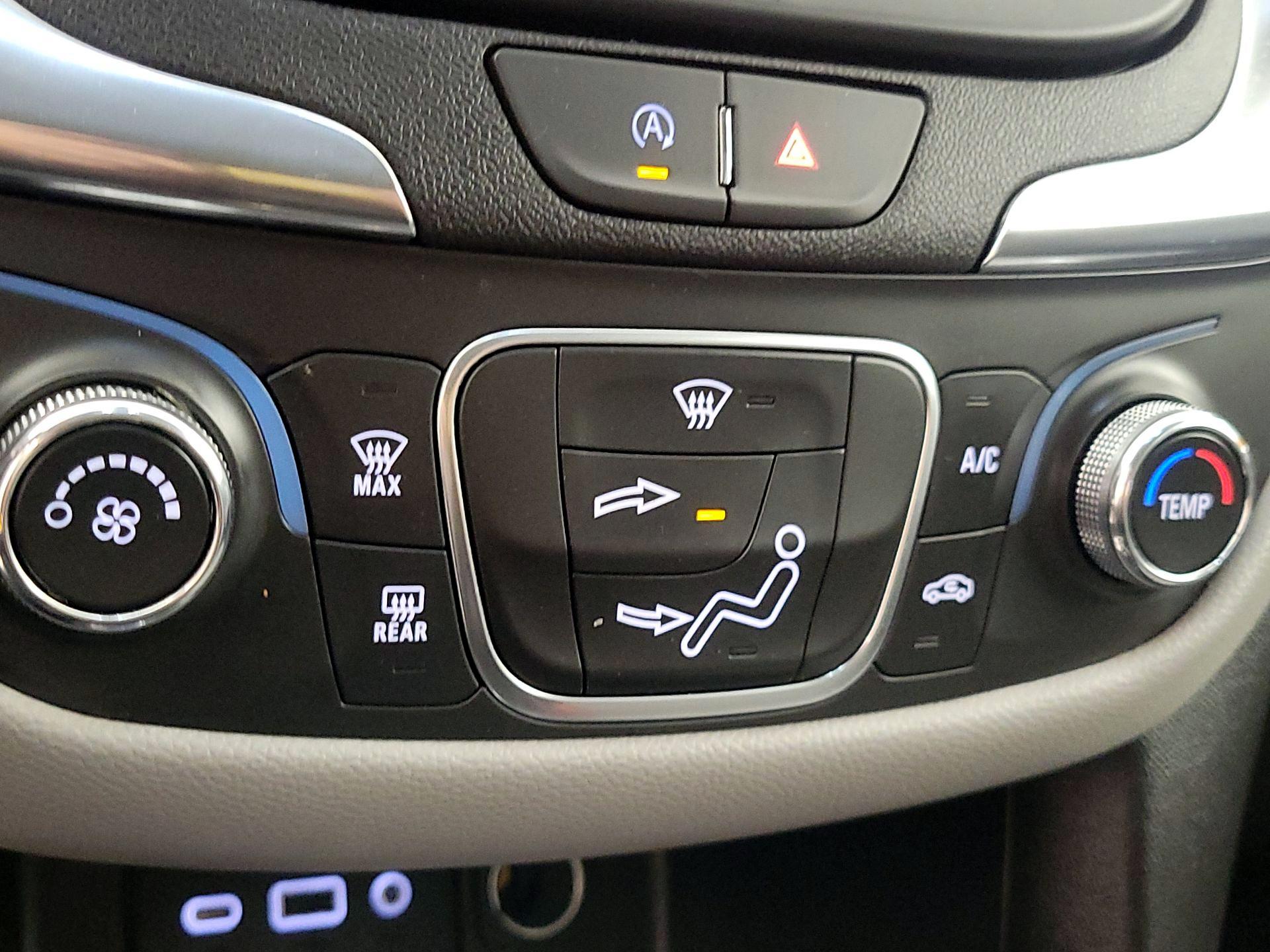 Thumbnail: 2023 Chevrolet Equinox - 14