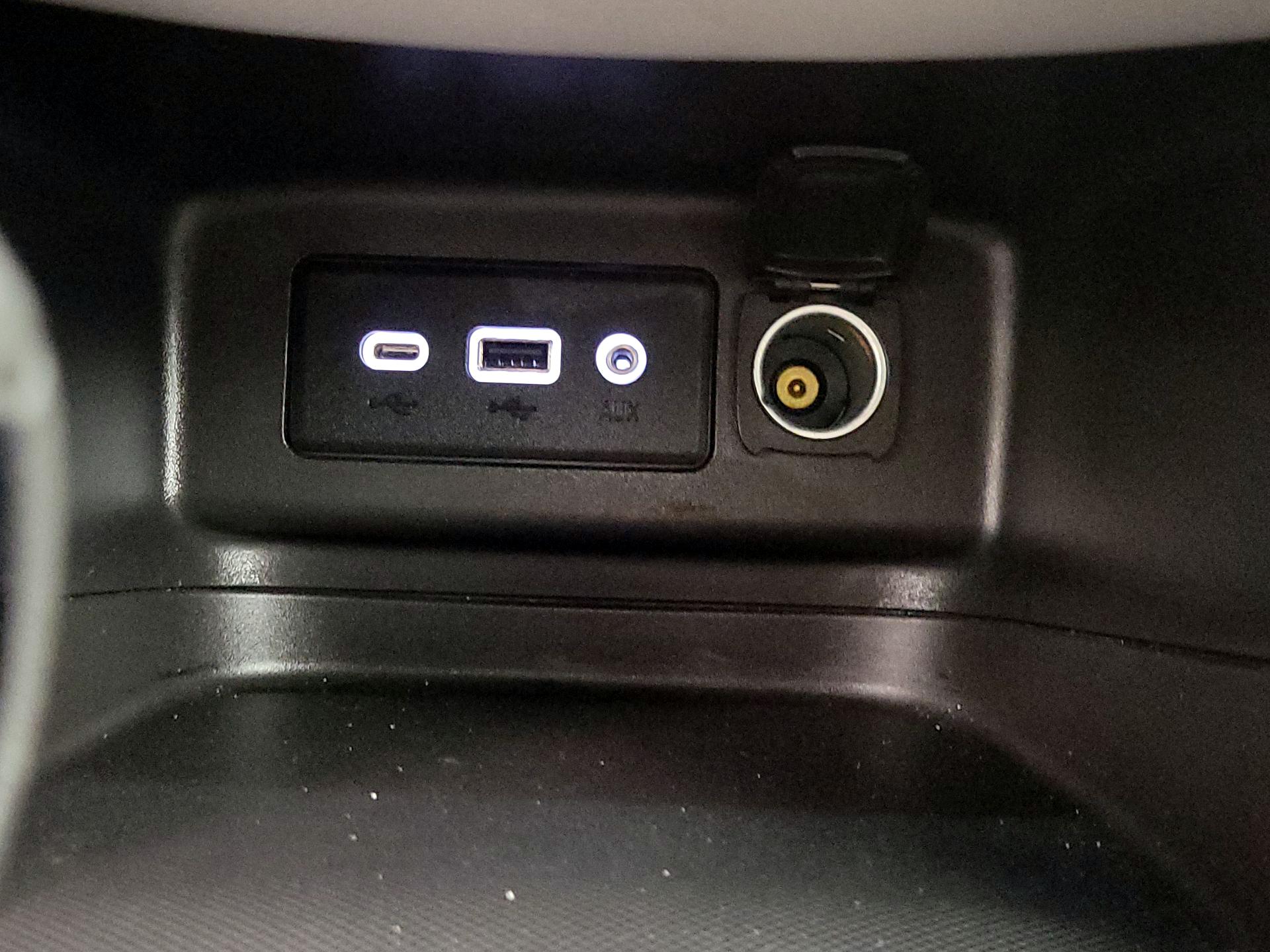 Thumbnail: 2023 Chevrolet Equinox - 16