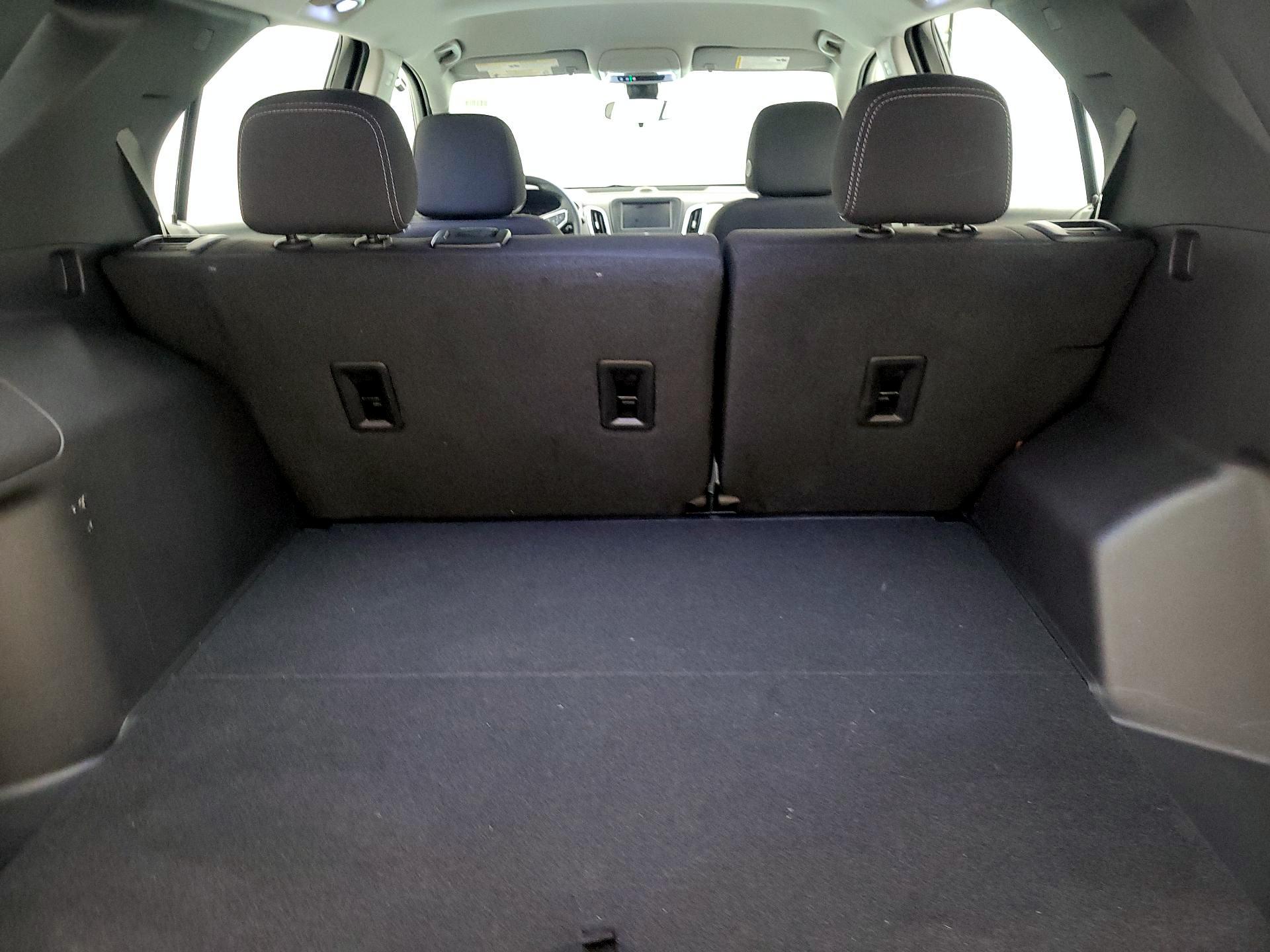 Thumbnail: 2023 Chevrolet Equinox - 18