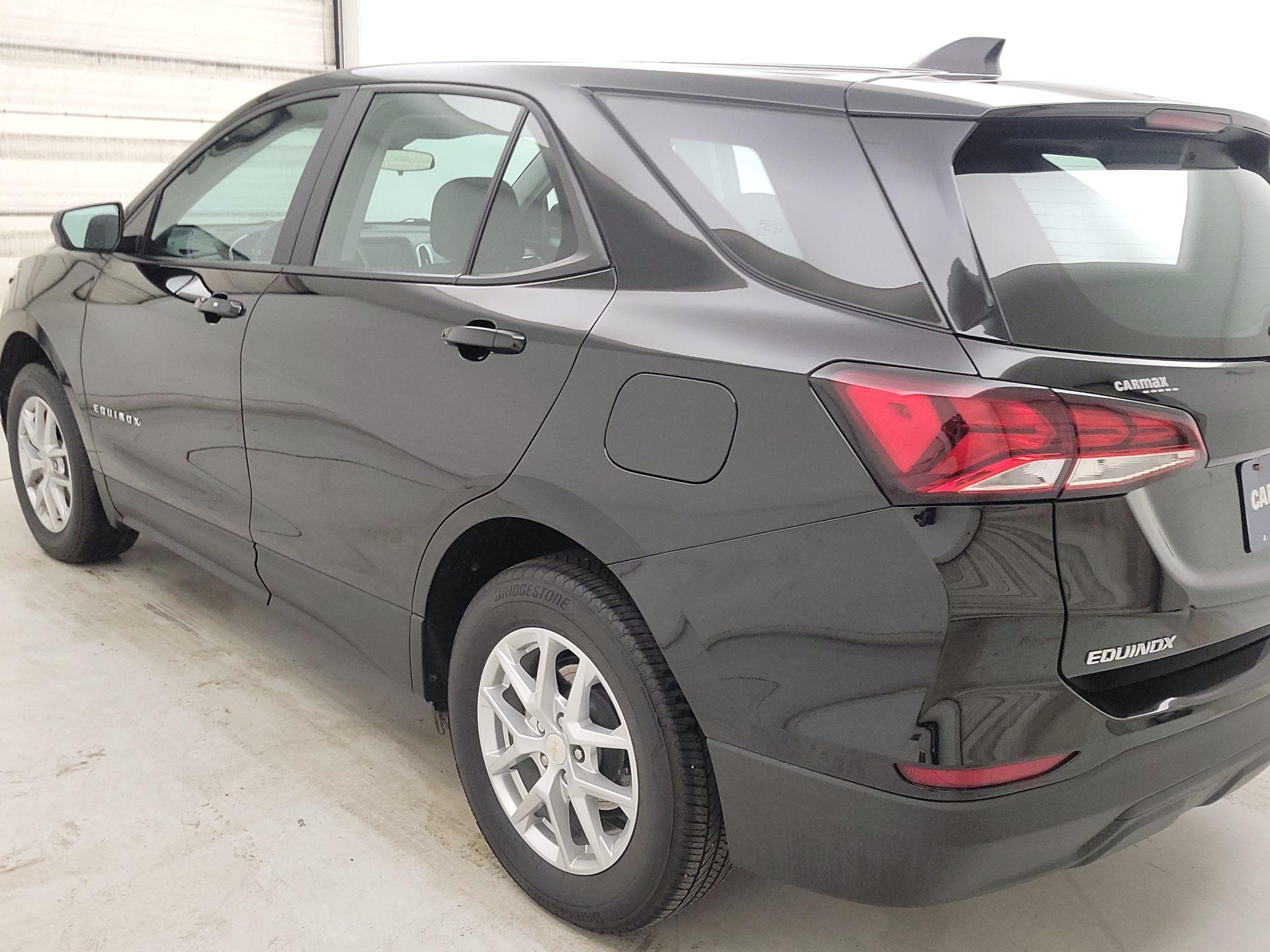 Thumbnail: 2023 Chevrolet Equinox - 7