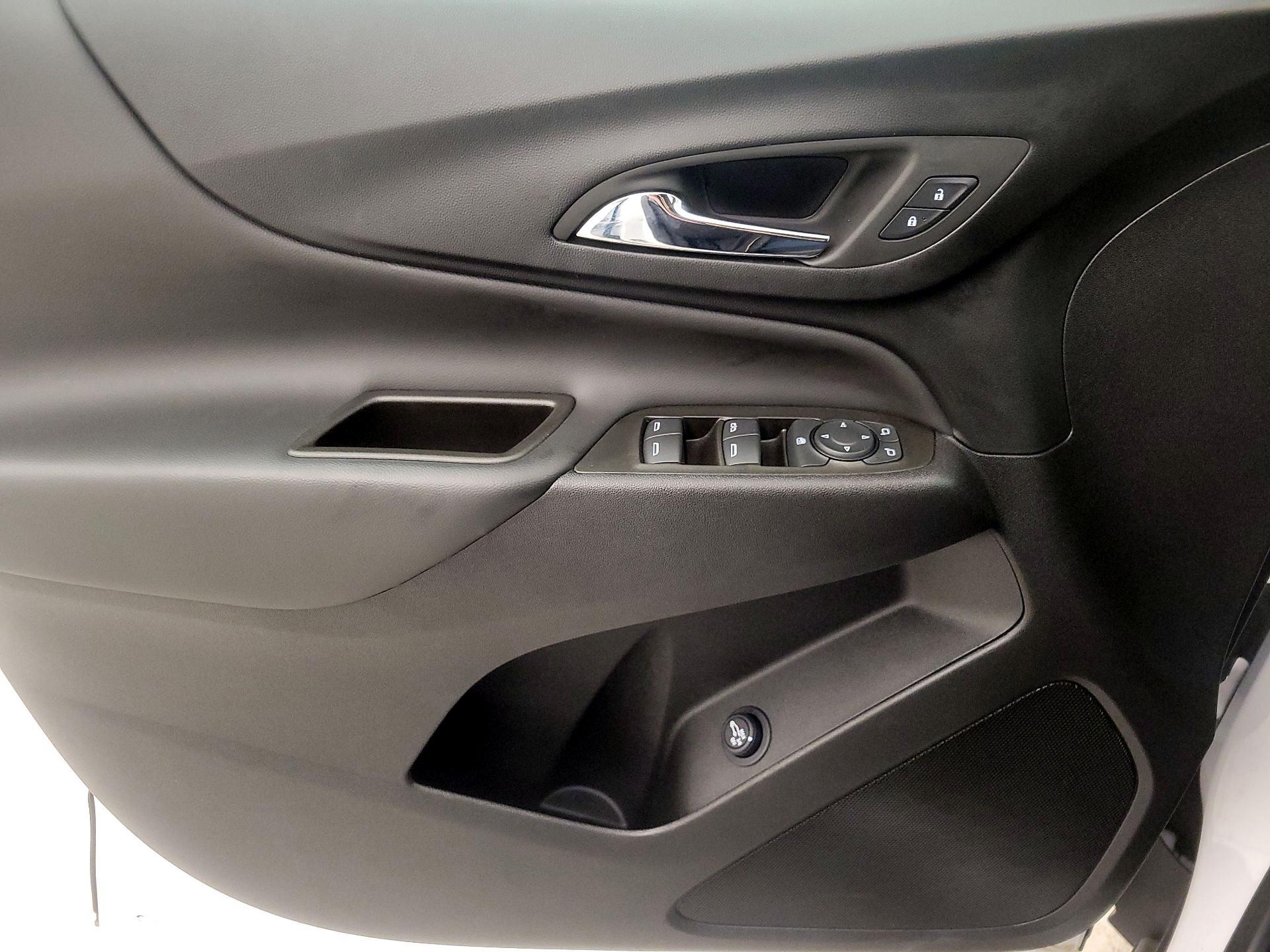 Thumbnail: 2023 Chevrolet Equinox - 12