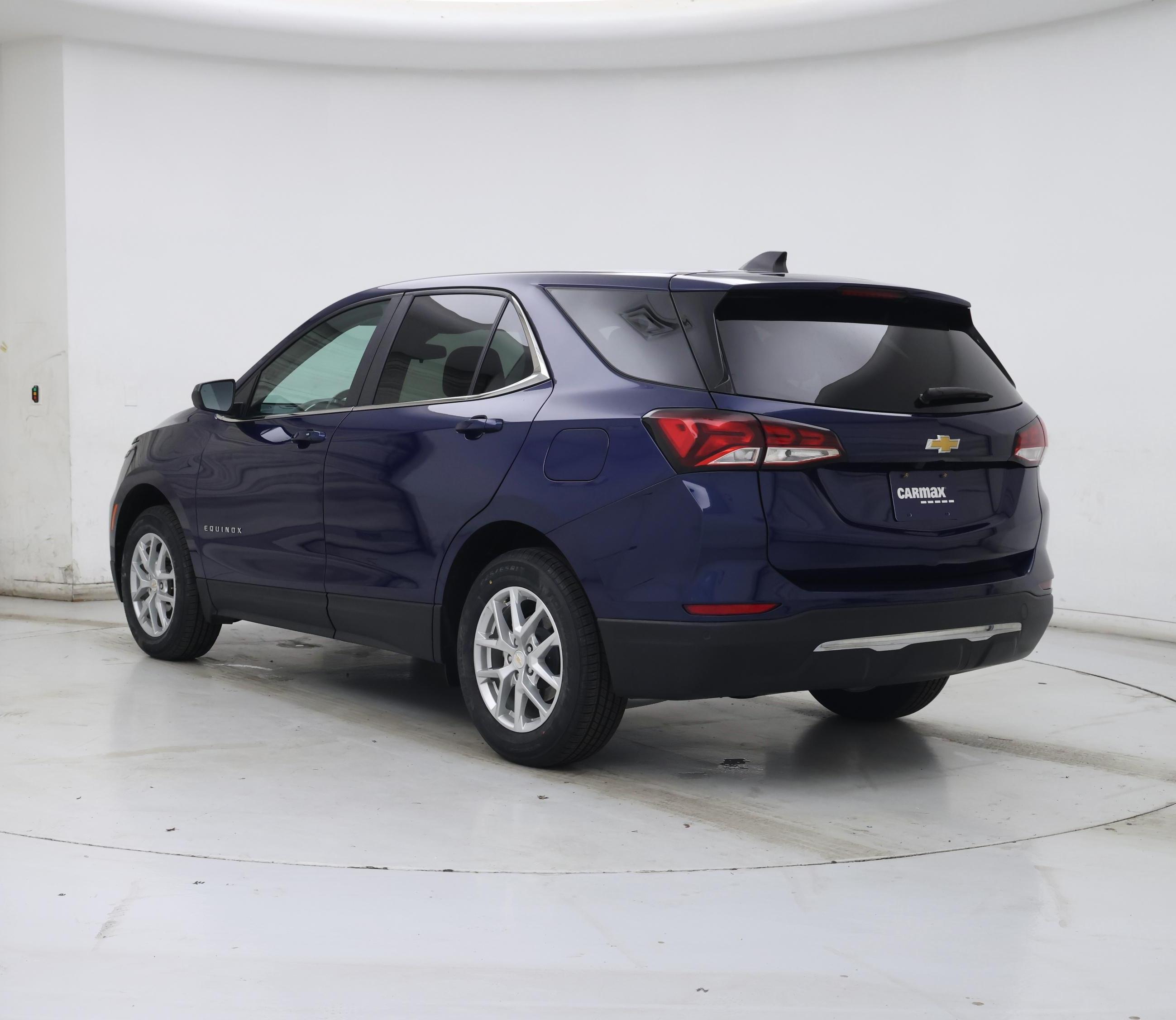 Thumbnail: 2022 Chevrolet Equinox - 2