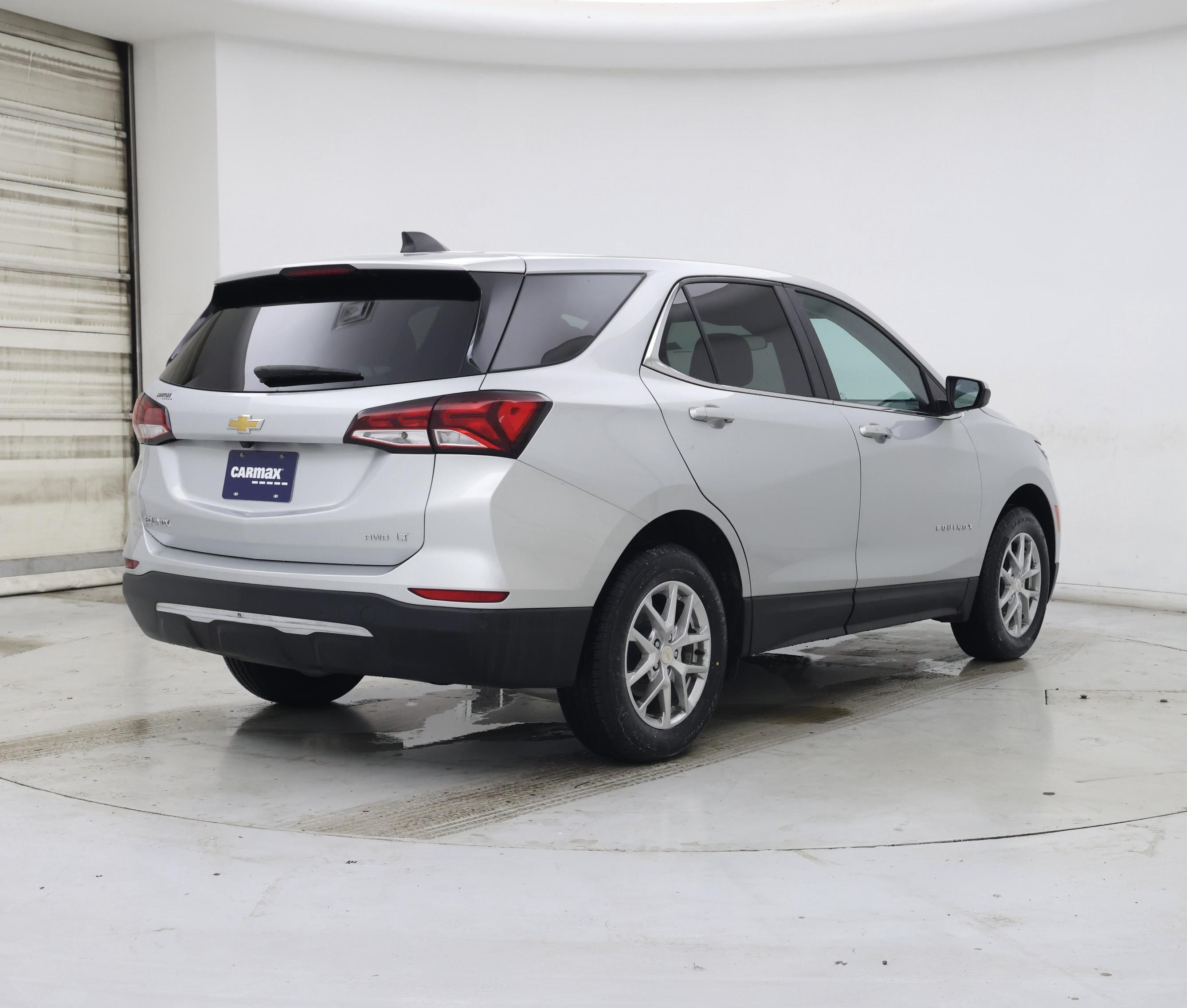 Thumbnail: 2022 Chevrolet Equinox - 8