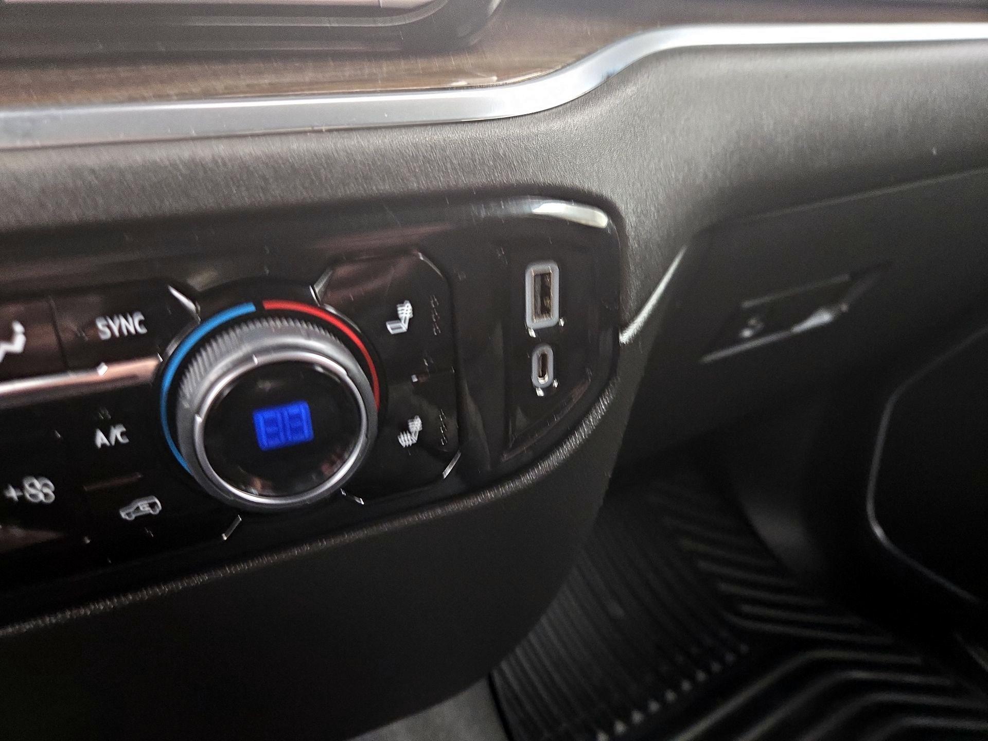 Thumbnail: 2022 Chevrolet Silverado 1500 - 18