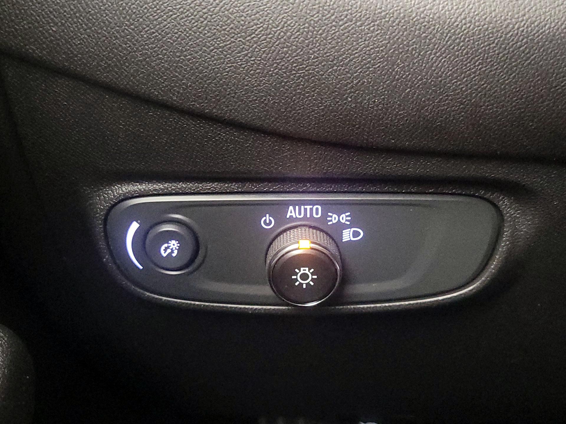 Thumbnail: 2023 Chevrolet Equinox - 13