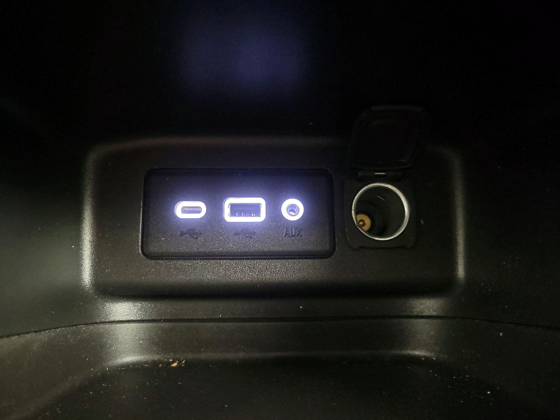 Thumbnail: 2023 Chevrolet Equinox - 18