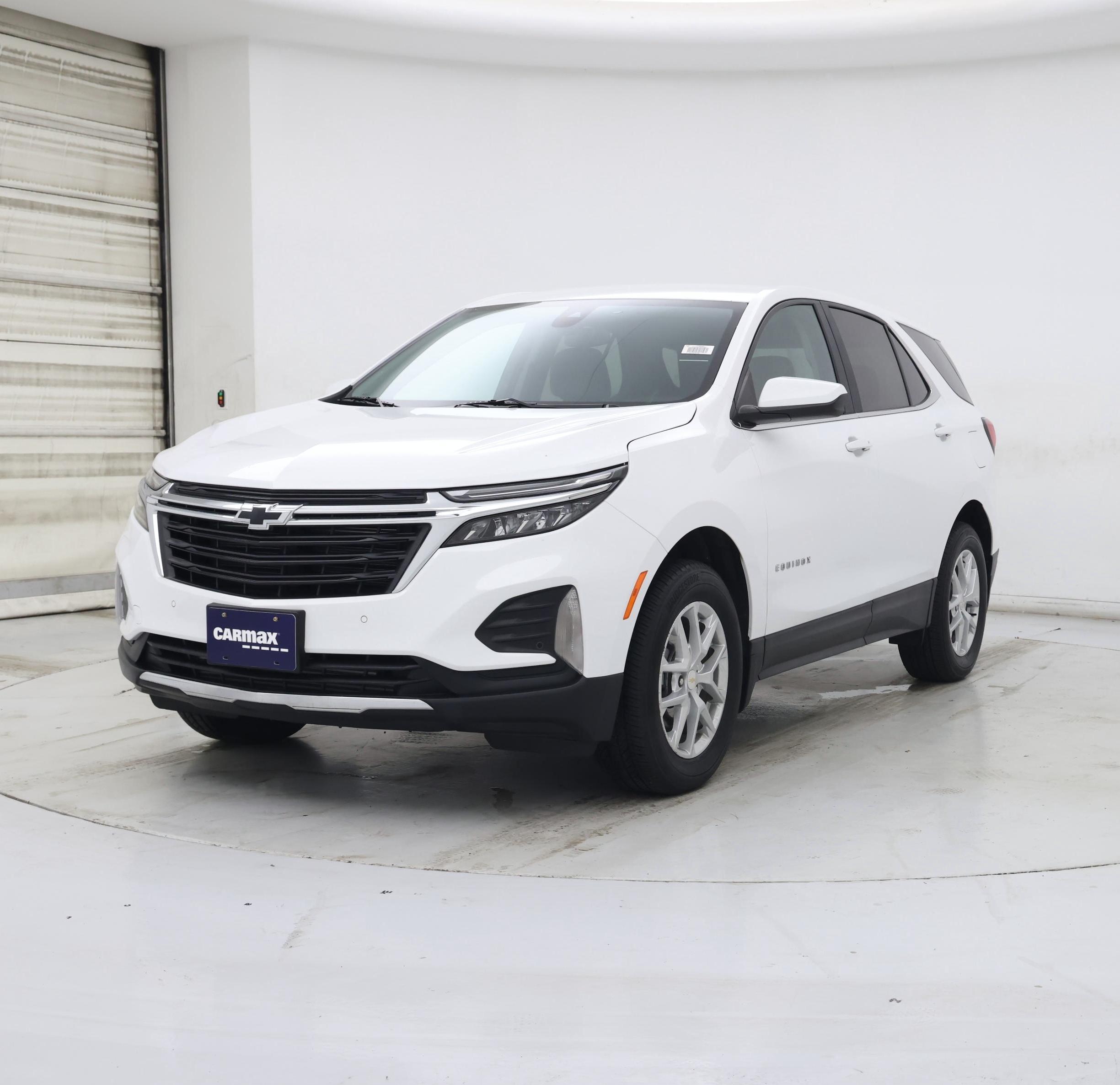 Thumbnail: 2023 Chevrolet Equinox - 4