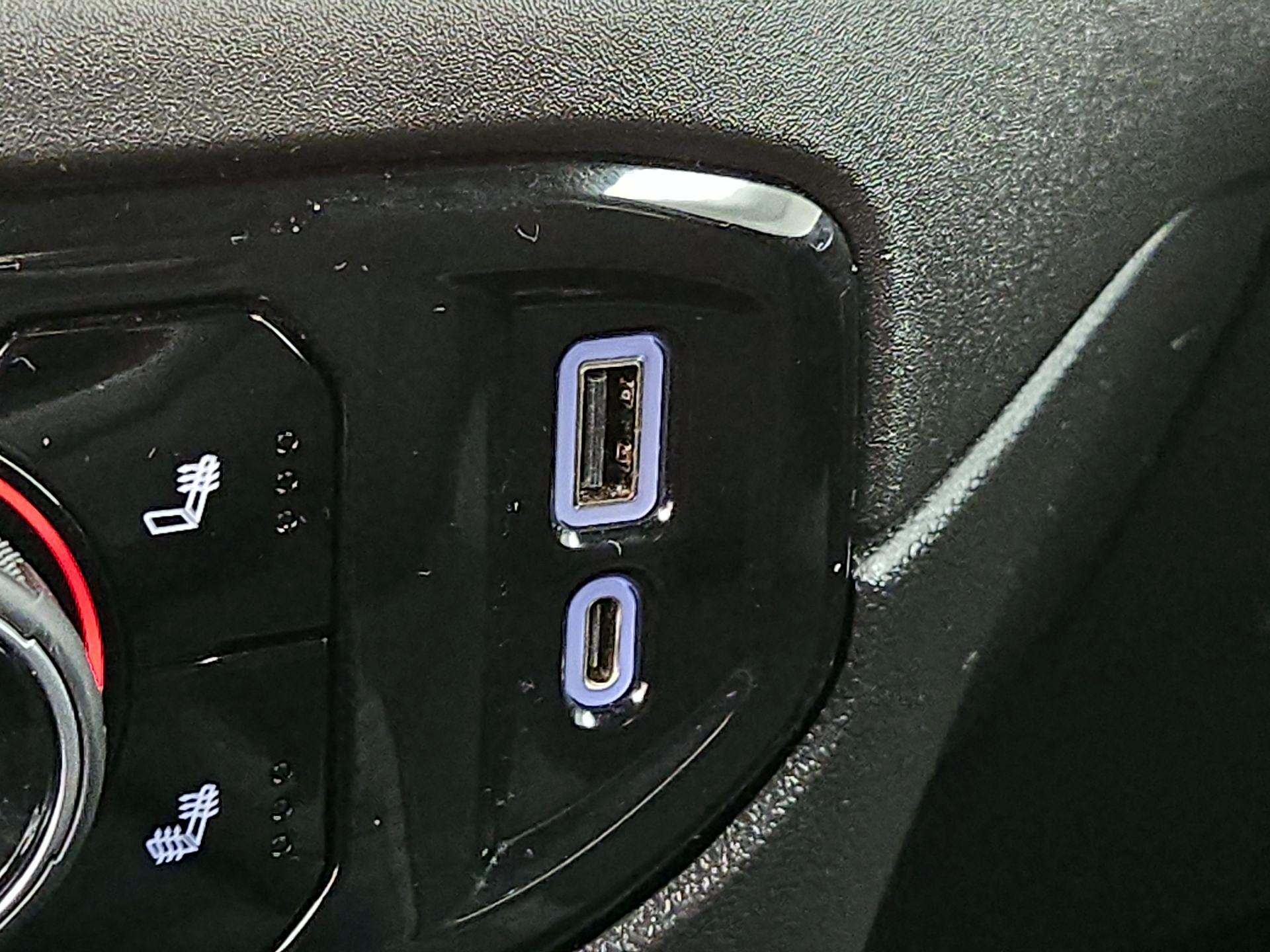 Thumbnail: 2022 Chevrolet Silverado 1500 - 18