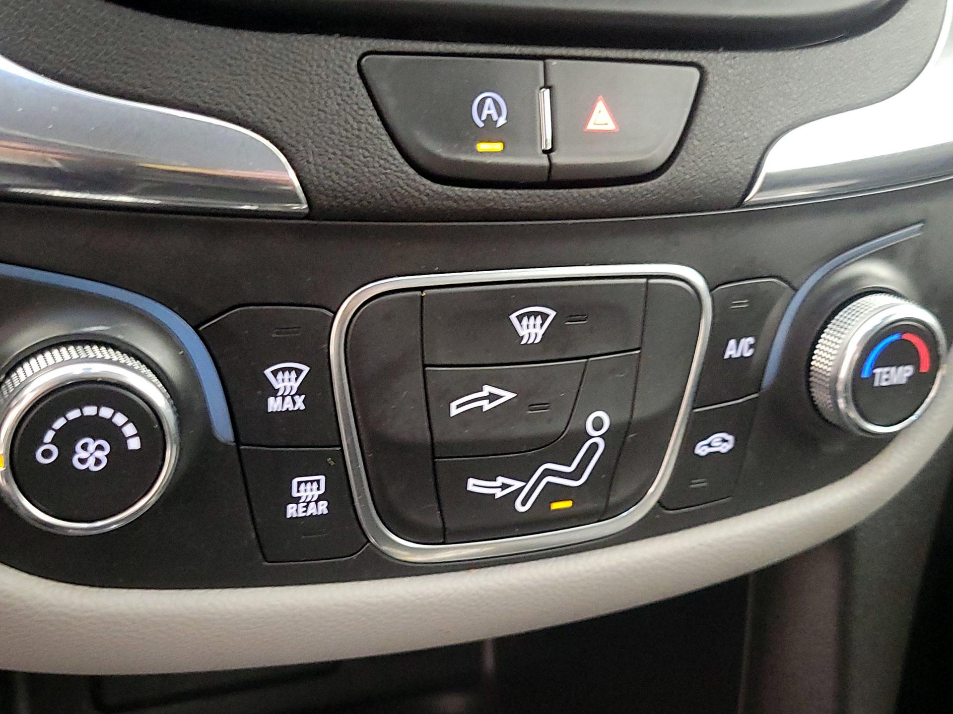 Thumbnail: 2023 Chevrolet Equinox - 16