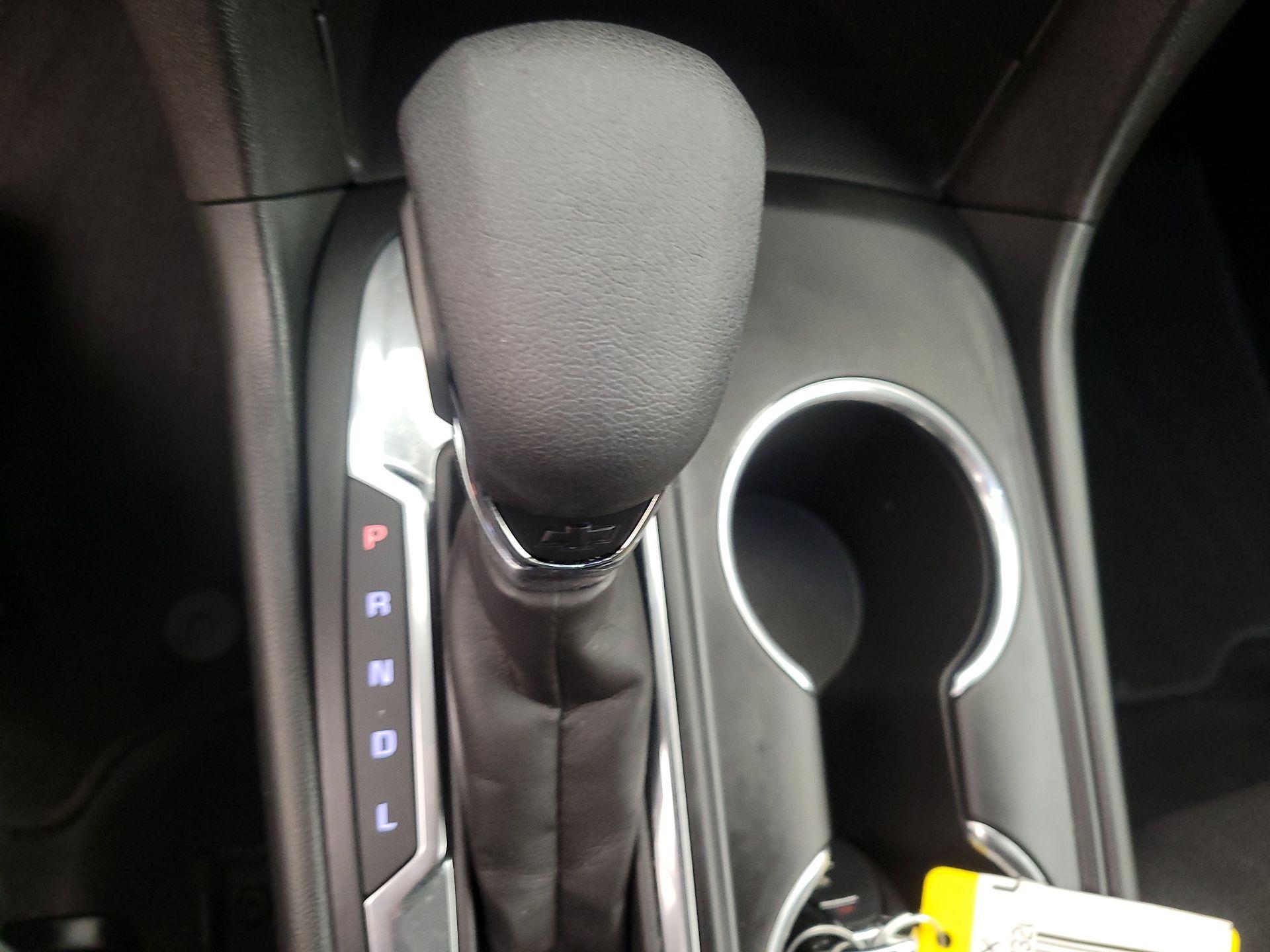 Thumbnail: 2023 Chevrolet Equinox - 17