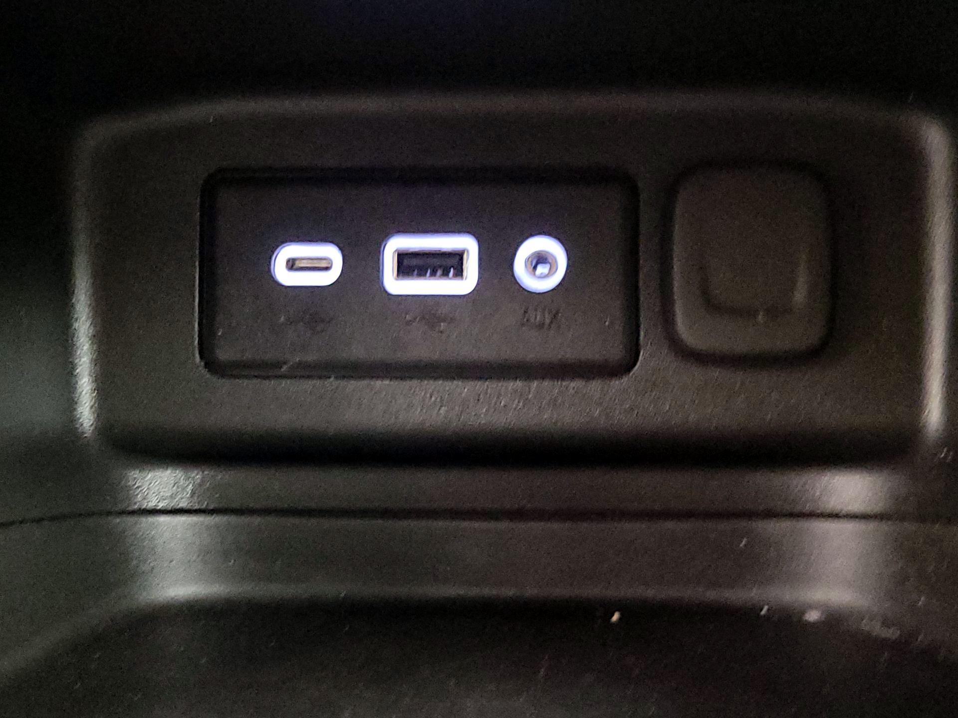 Thumbnail: 2023 Chevrolet Equinox - 18