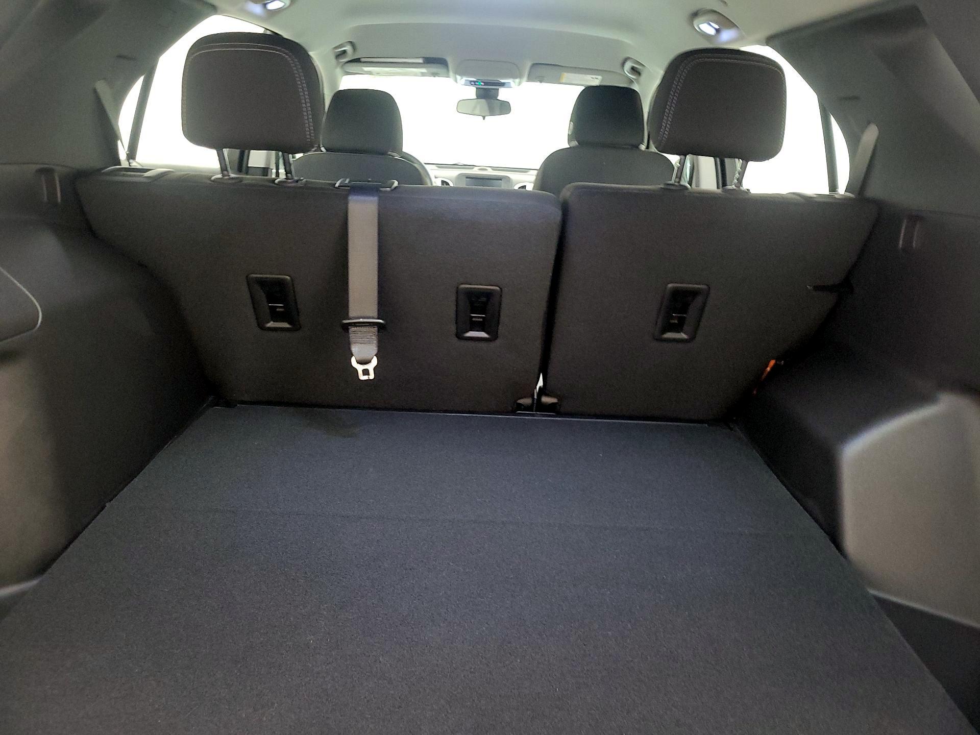 Thumbnail: 2023 Chevrolet Equinox - 20