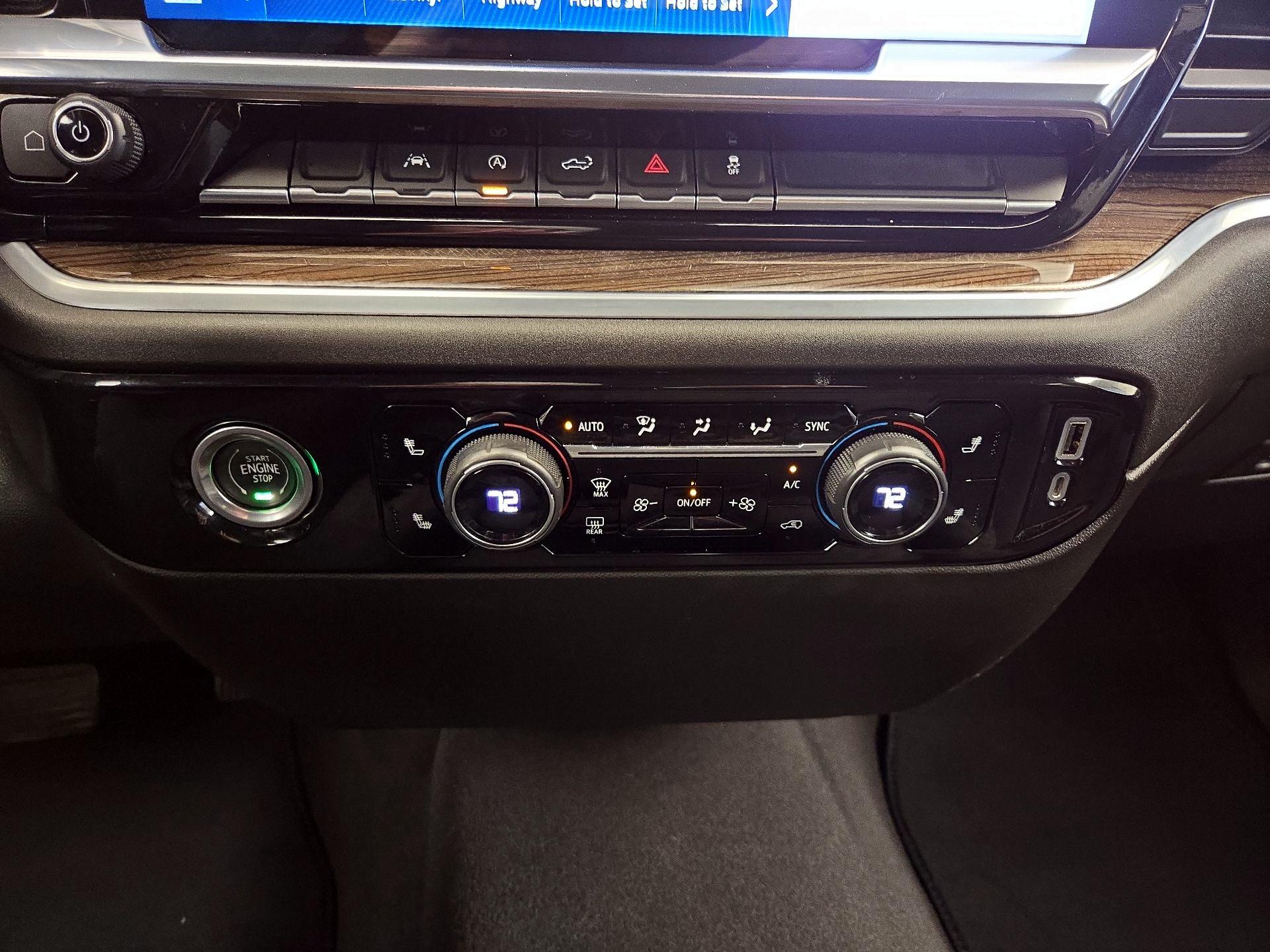 Thumbnail: 2022 Chevrolet Silverado 1500 - 16