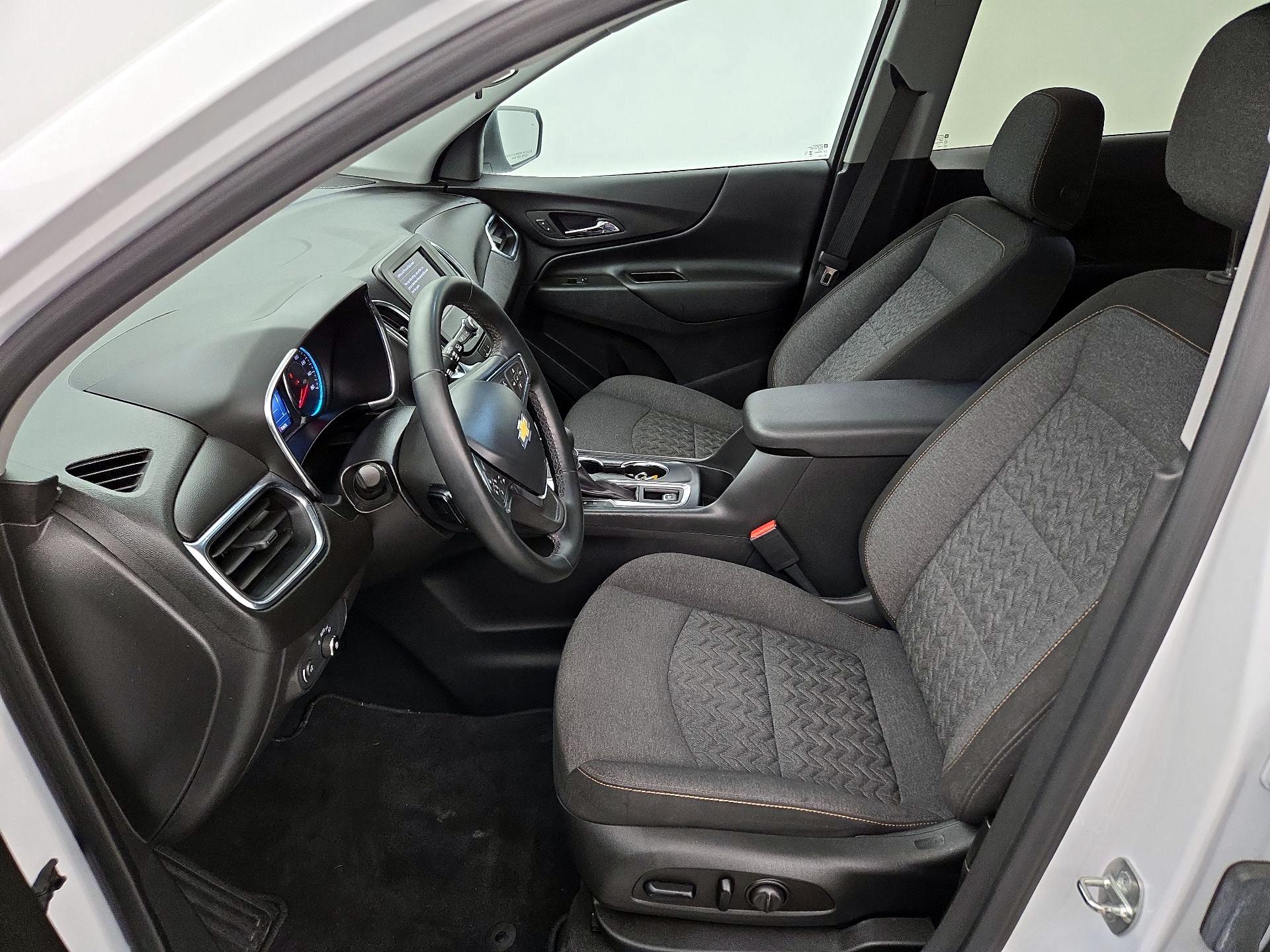 Thumbnail: 2023 Chevrolet Equinox - 11