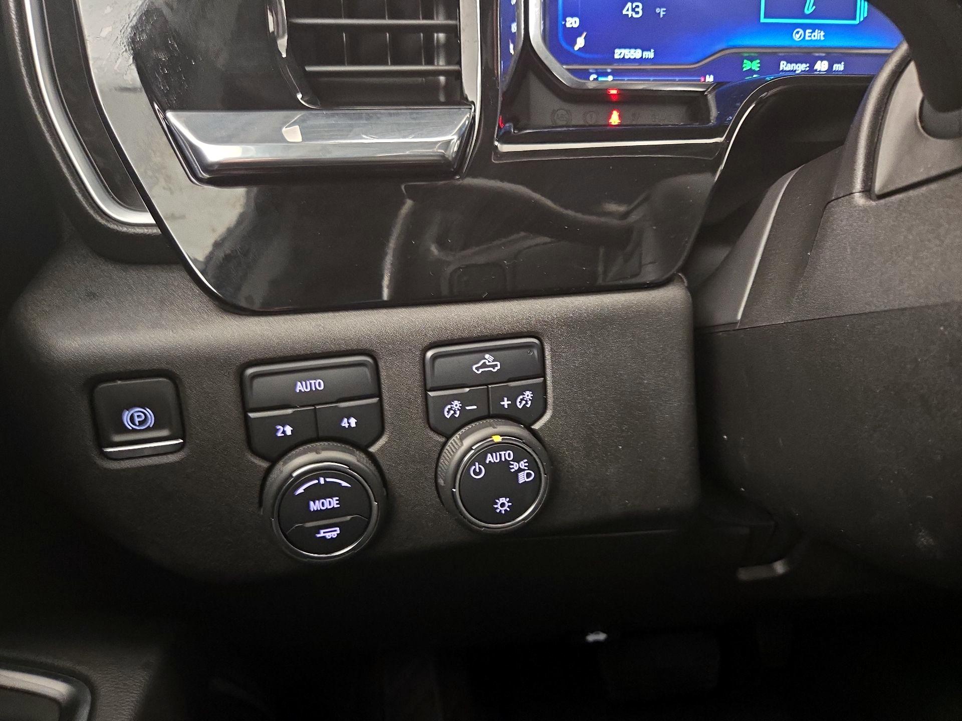 Thumbnail: 2022 Chevrolet Silverado 1500 - 13